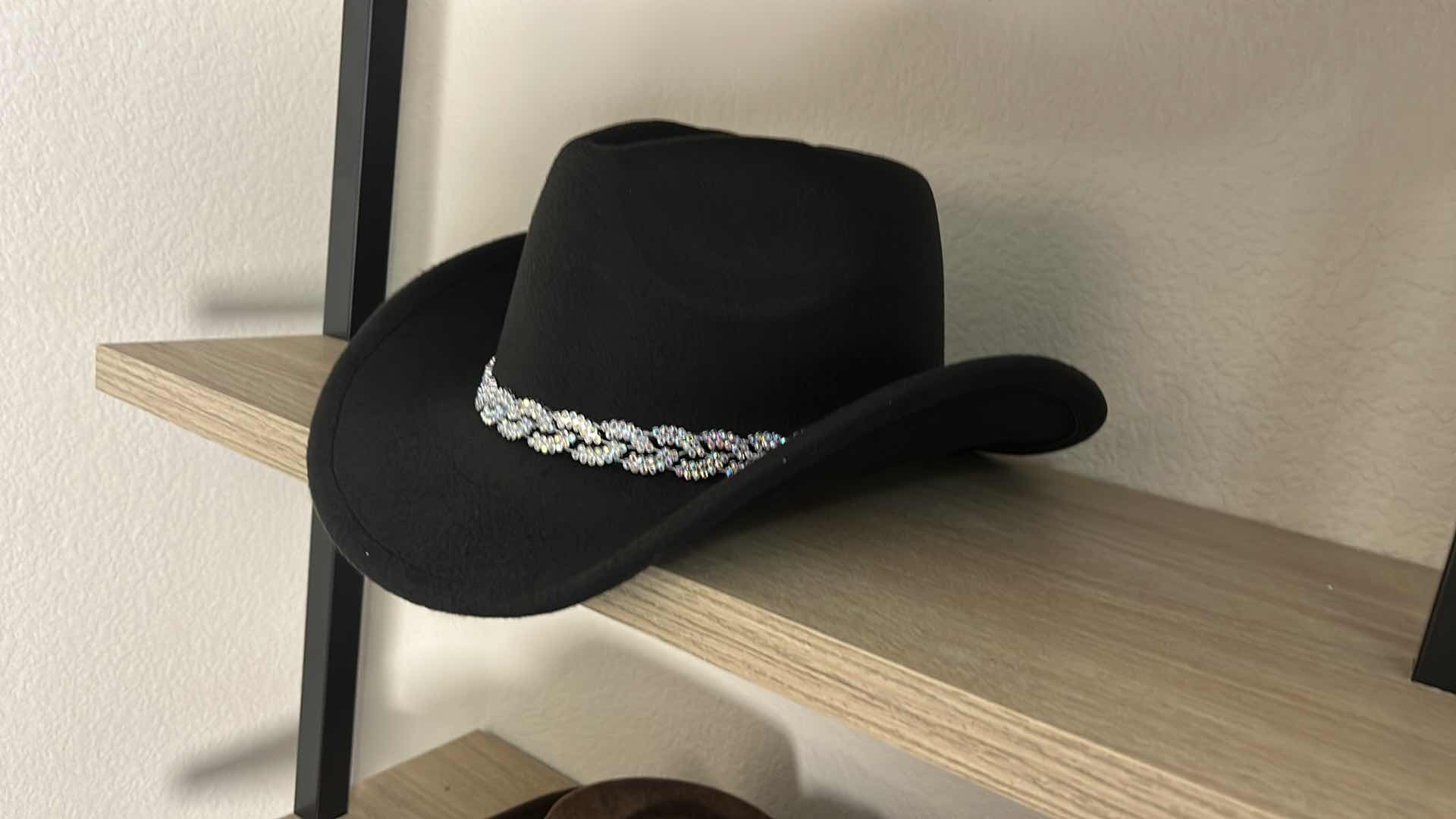 Photo 1 of 8 WESTERN STYLE COWGIRL/COWBOY HATS