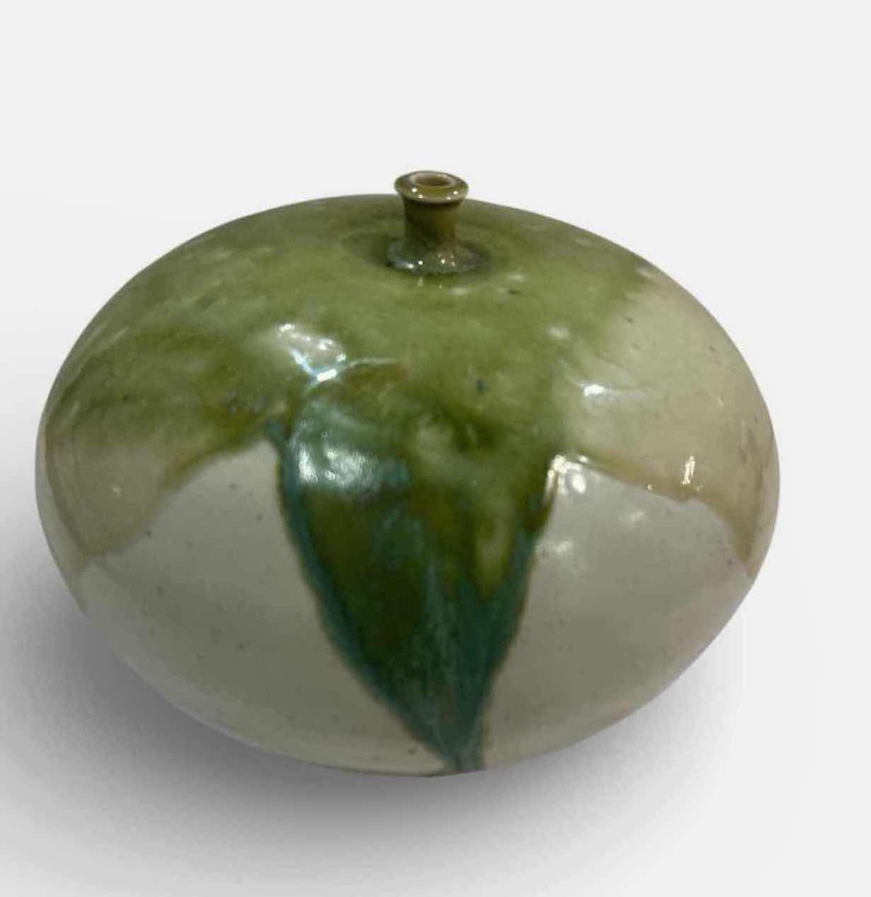 Photo 1 of HANDMADE GLAZED CERAMIC POTTERY 8” x H5 1/2”