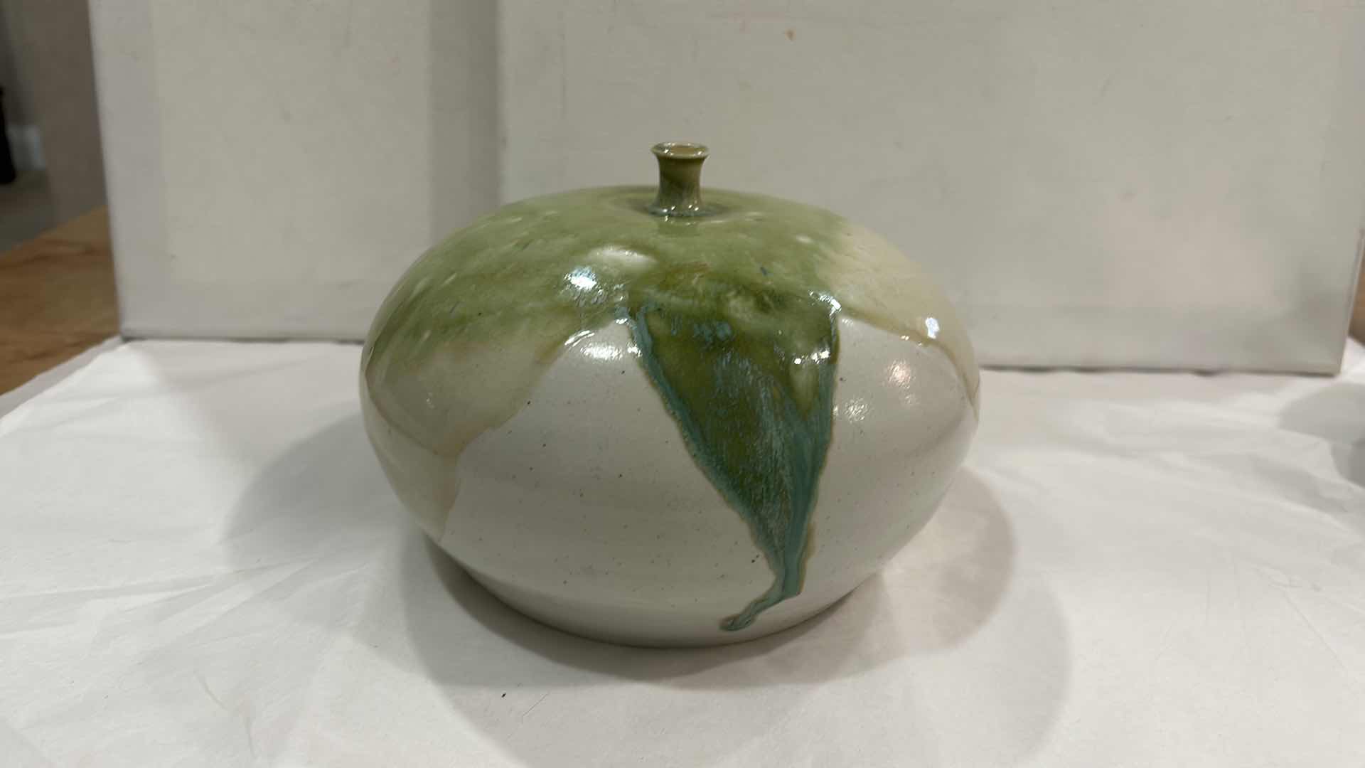 Photo 1 of HANDMADE GLAZED CERAMIC POTTERY 8” x H5 1/2”
