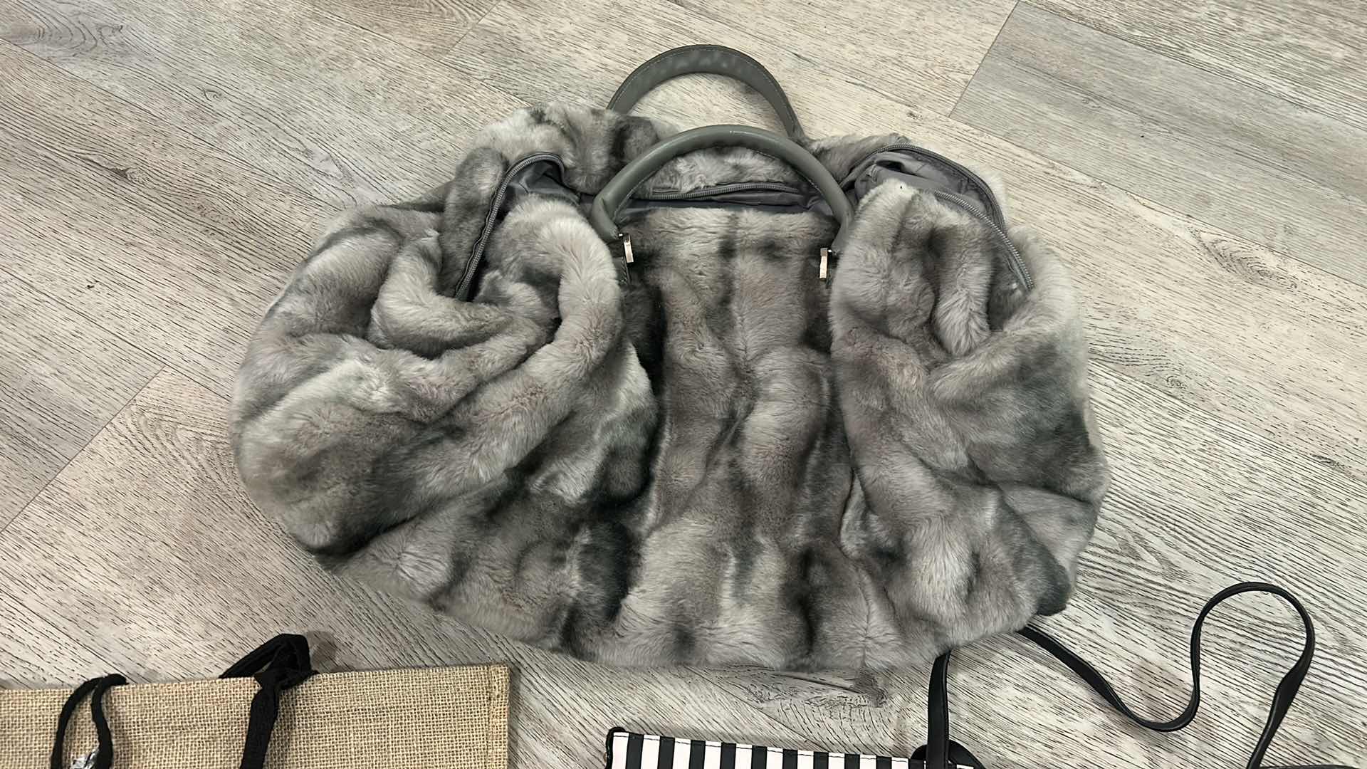 Photo 1 of 5 TOTE BAGS