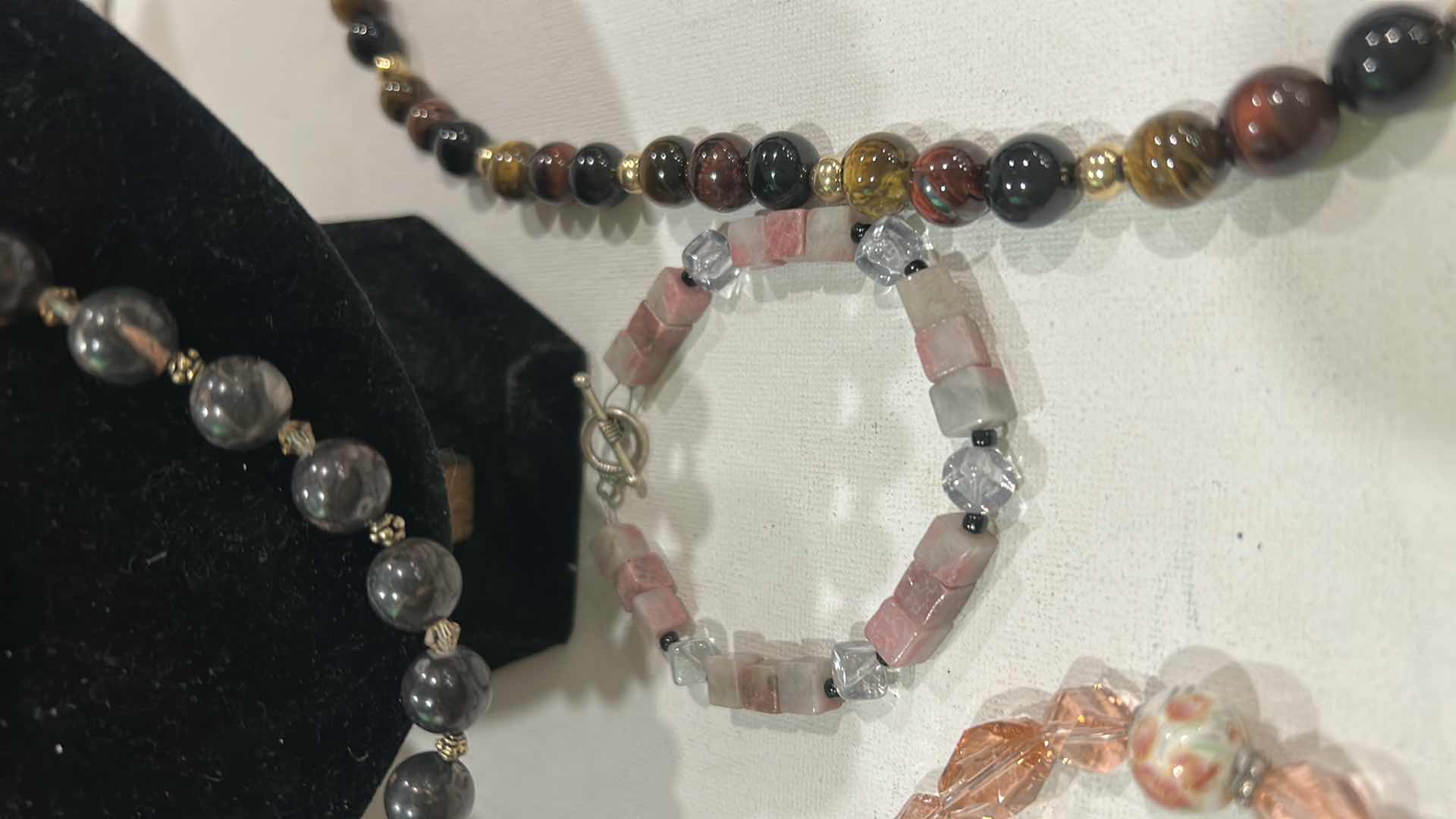 Photo 1 of FASHION JEWELRY- 6 NECKLACES & 2 BRACELETS