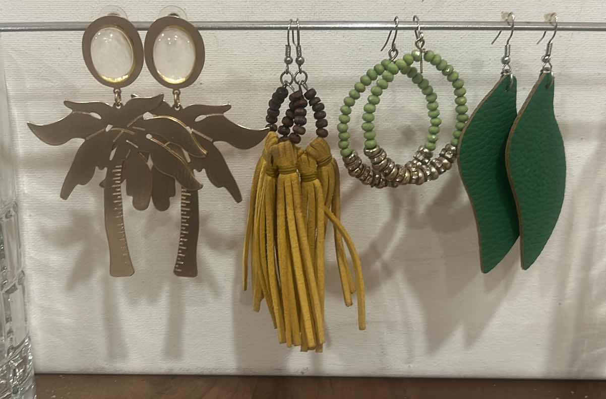 Photo 1 of FASHION JEWELRY- 4 PAIRS PIERCED EARRINGS