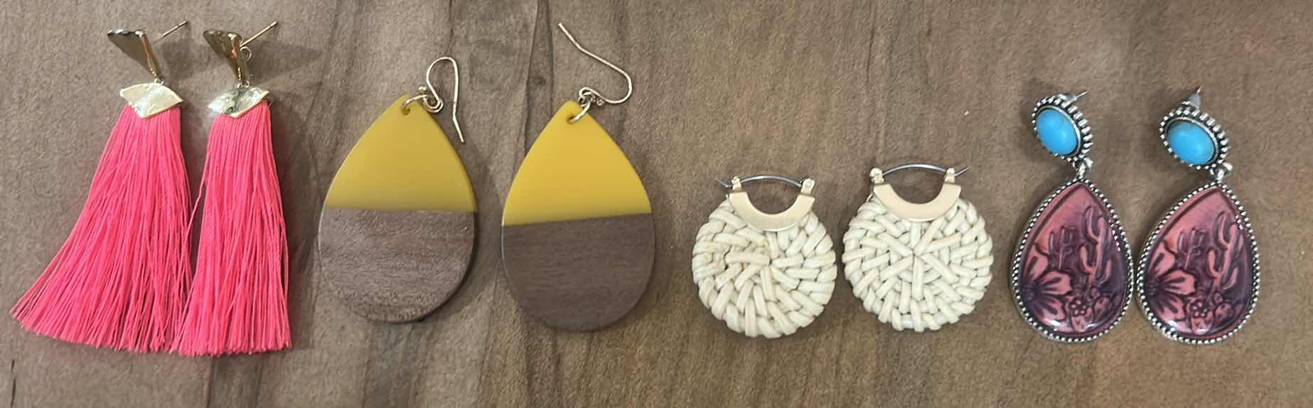 Photo 1 of FASHION JEWELRY- 4 PAIRS PIERCED EARRINGS