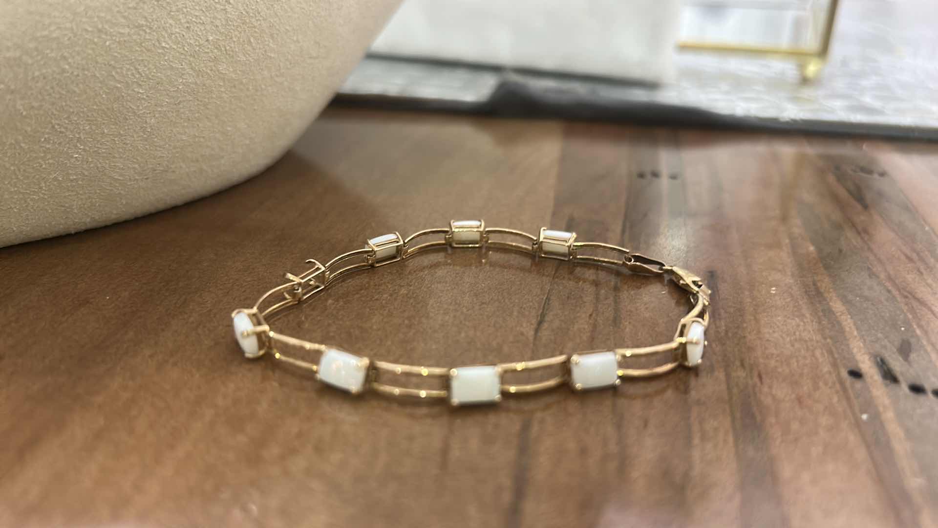 Photo 1 of 10K GOLD BRACELET WITH OPALS (1 OPAL IS MISSING)