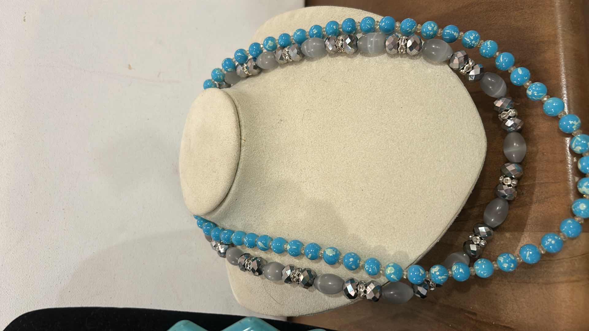 Photo 1 of FASHION JEWELRY- 4 NECKLACES