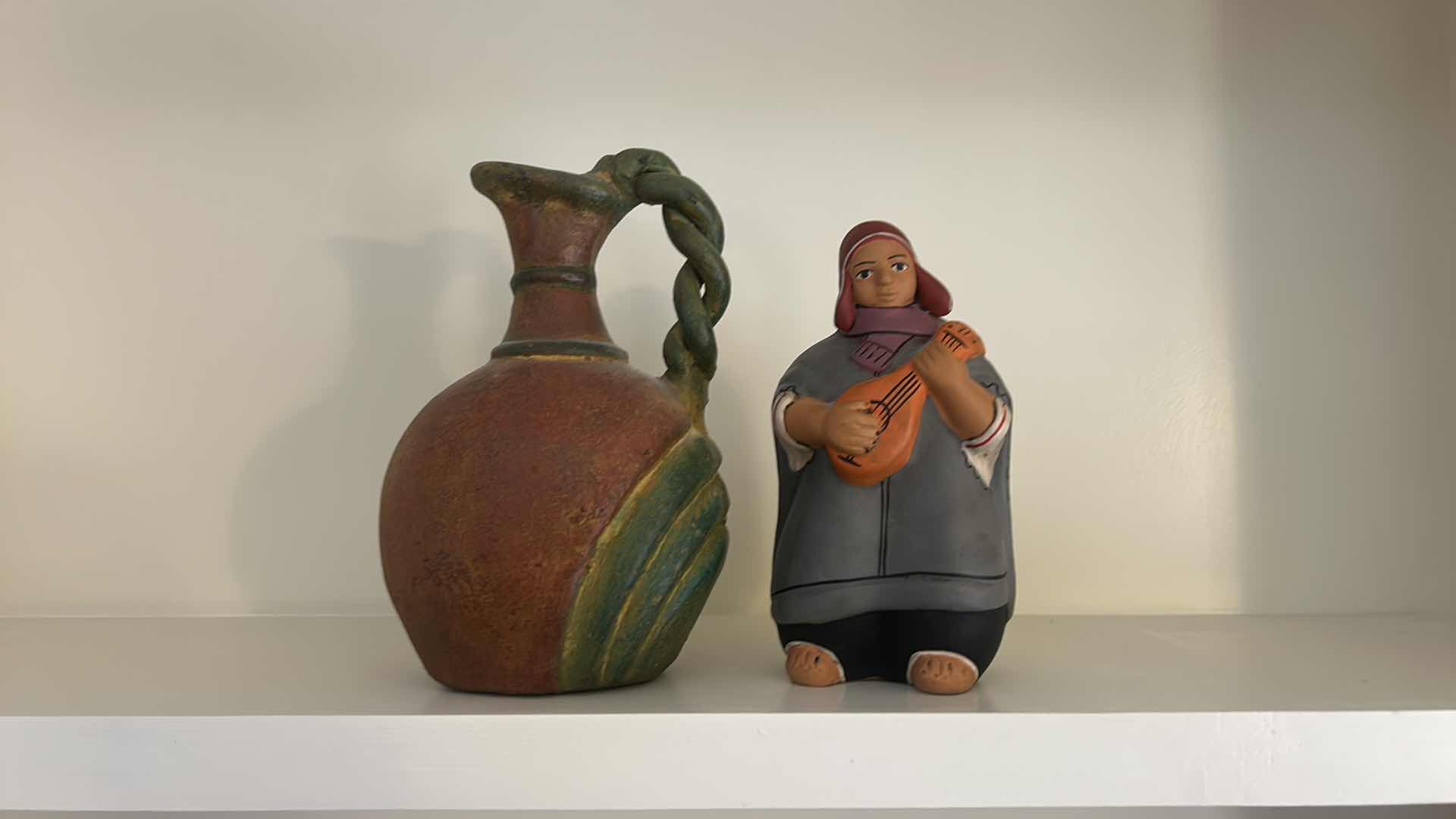 Photo 1 of 2 PIECES POTTERY (TALLEST H9.5”)