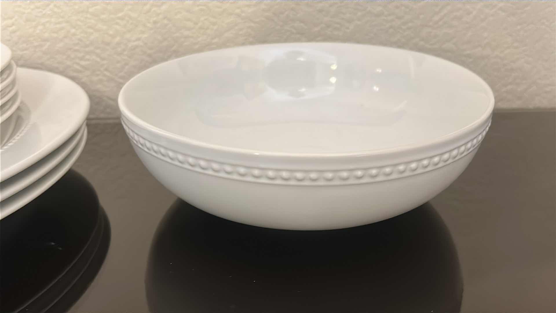 Photo 1 of 14 PC THRESHOLD PORCELAIN DINNERWARE & GRAVY DISH