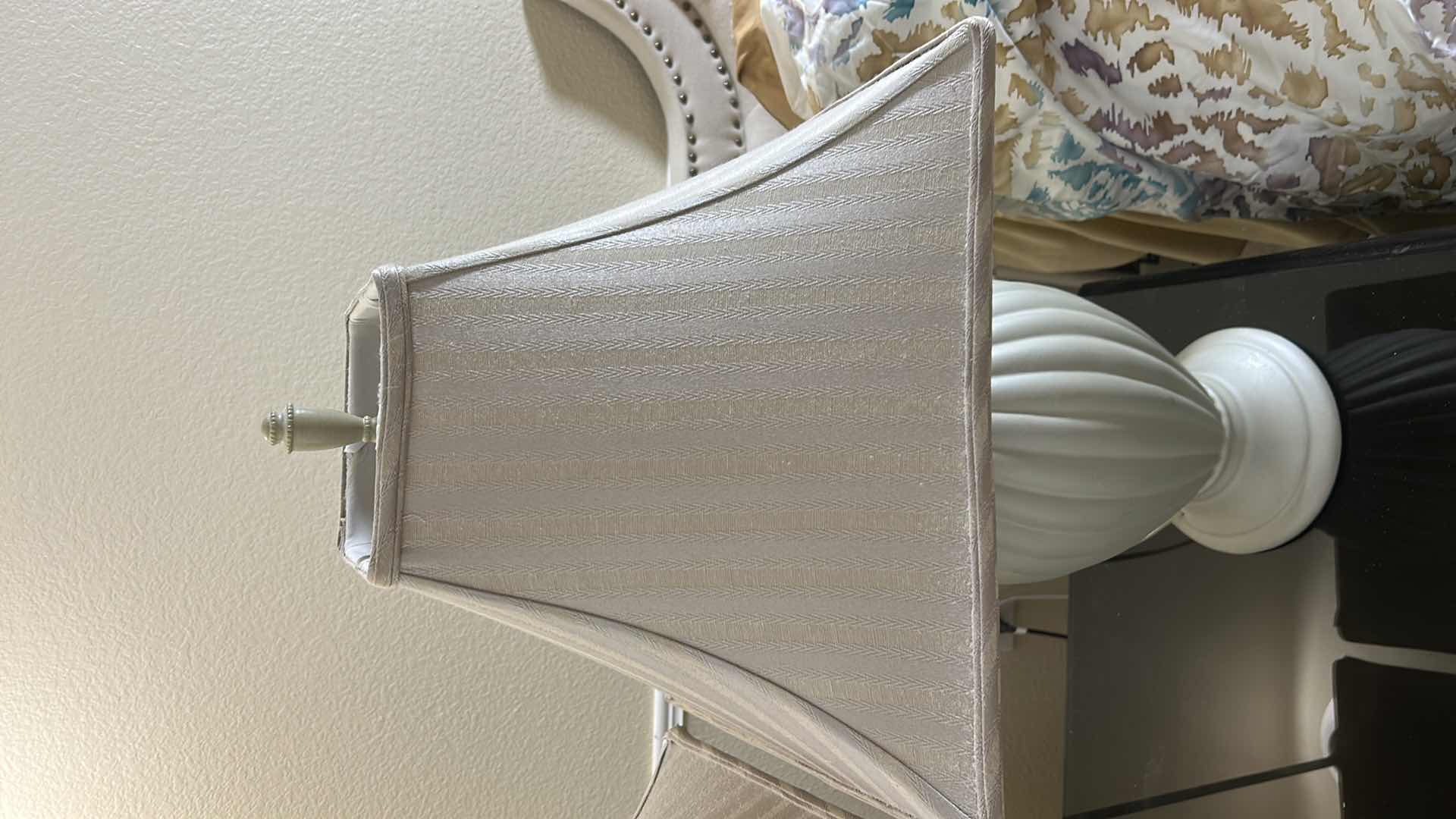 Photo 1 of 2 RESIN TABLE LAMPS H30”