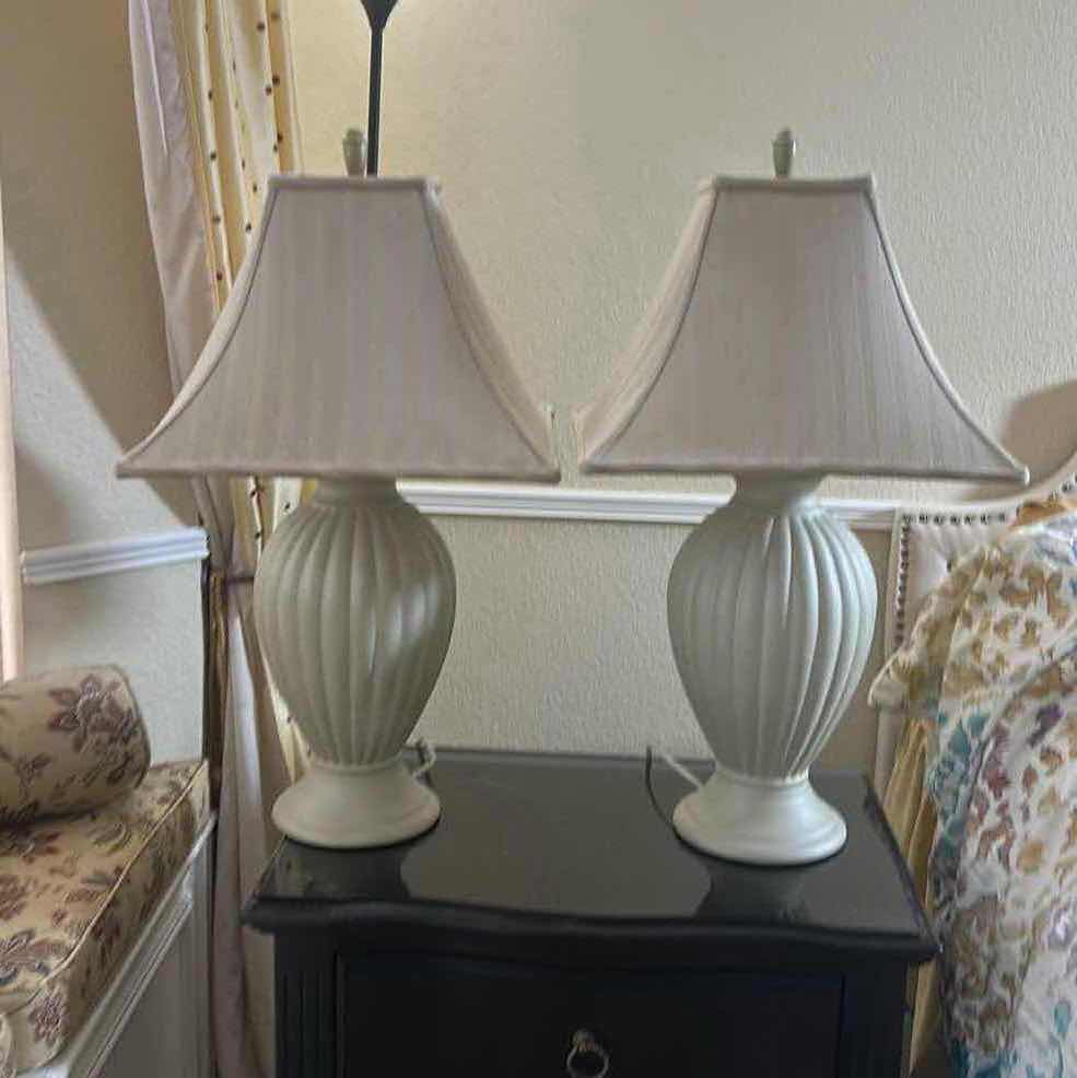 Photo 1 of 2 RESIN TABLE LAMPS H30”