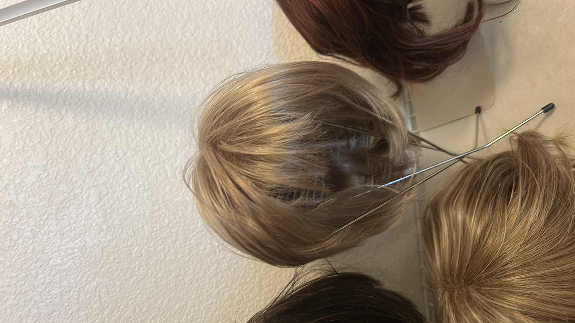 Photo 1 of 6 WOMENS WIGS