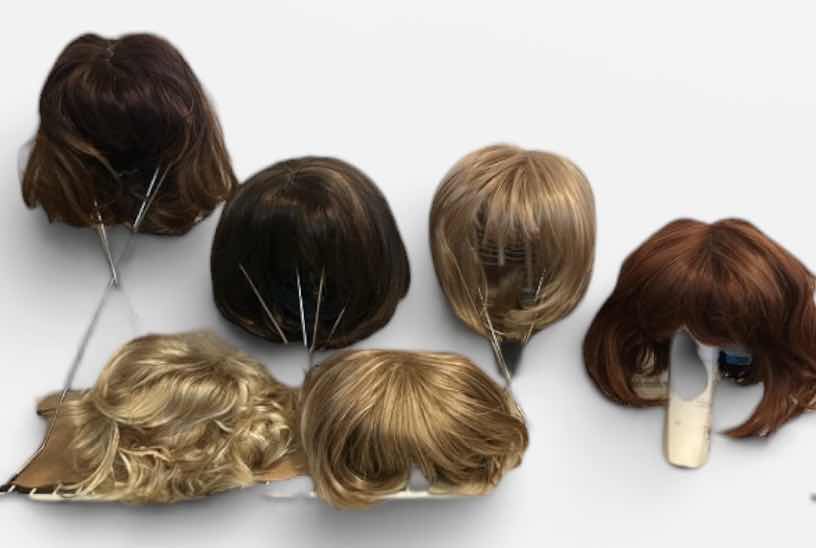 Photo 1 of 6 WOMENS WIGS