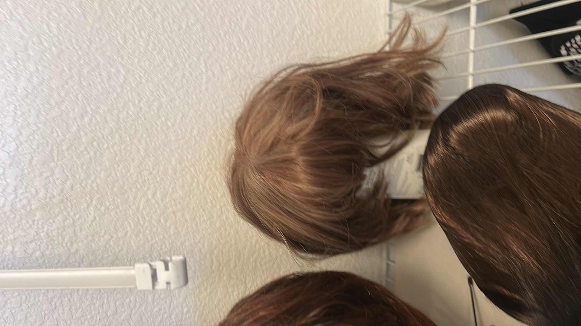 Photo 1 of 6 WOMENS WIGS