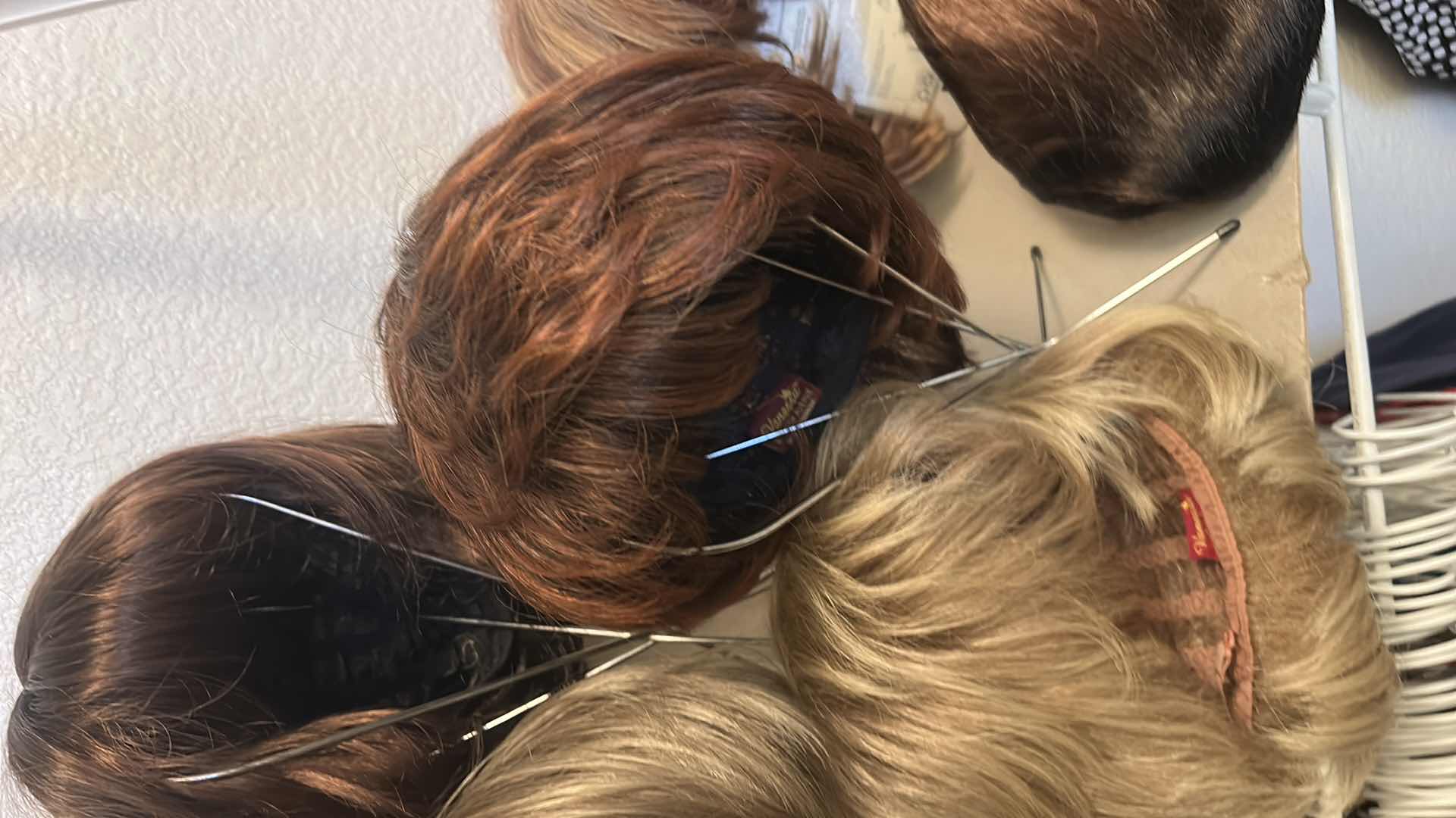 Photo 1 of 6 WOMENS WIGS