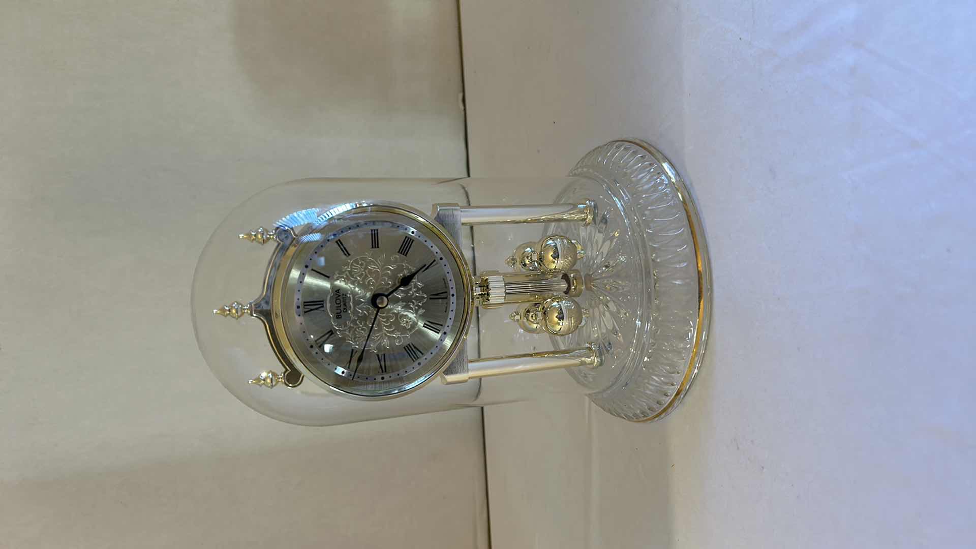 Photo 1 of BULOVA GLASS DOME Q QUARTZ TABLE CLOCK