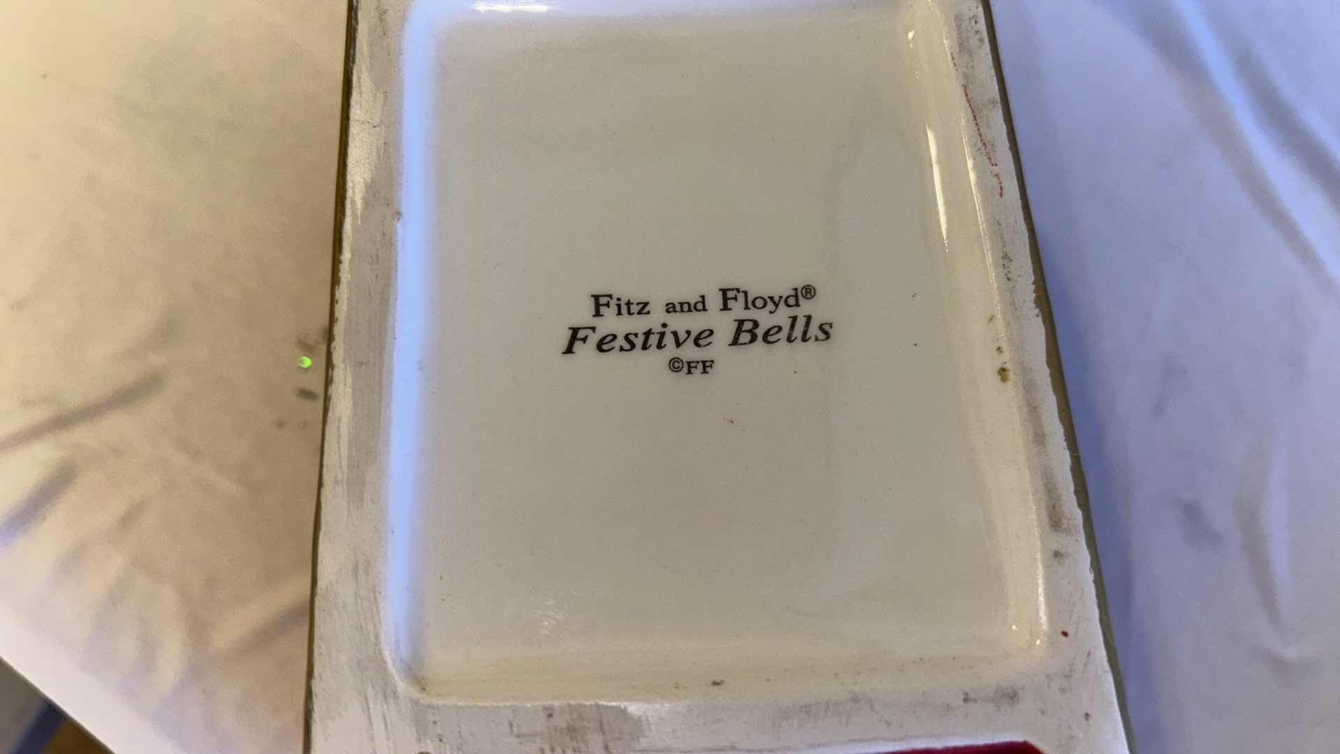 Photo 4 of FITZ & FLLOYD DECORATIVE PLATES ABD CHRISTMAS SLEIGH