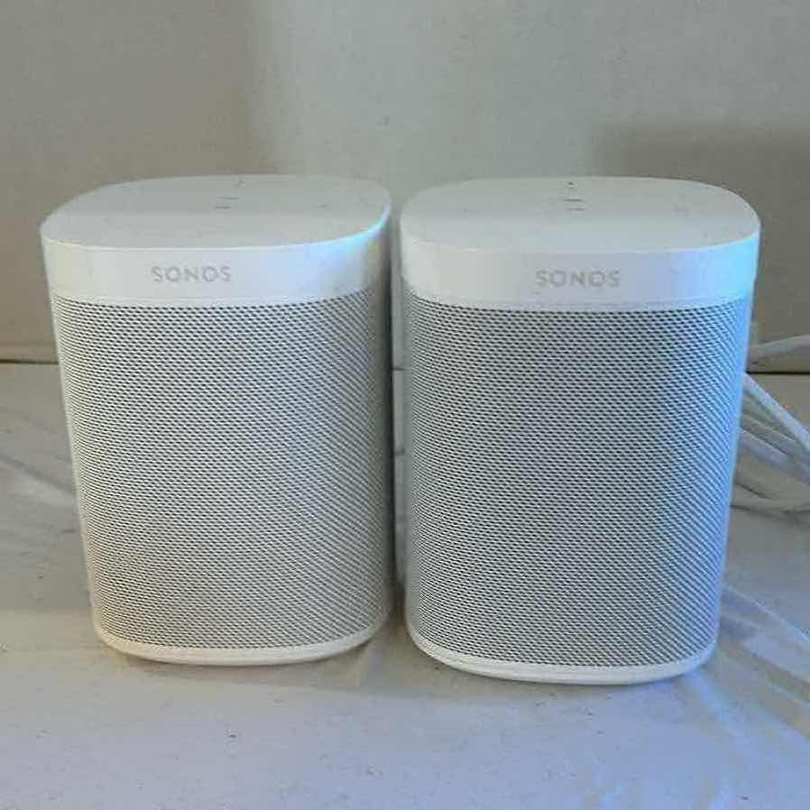 Photo 2 of SONOS SPEAKER (2) BLACK PORTABLE SPEAKER