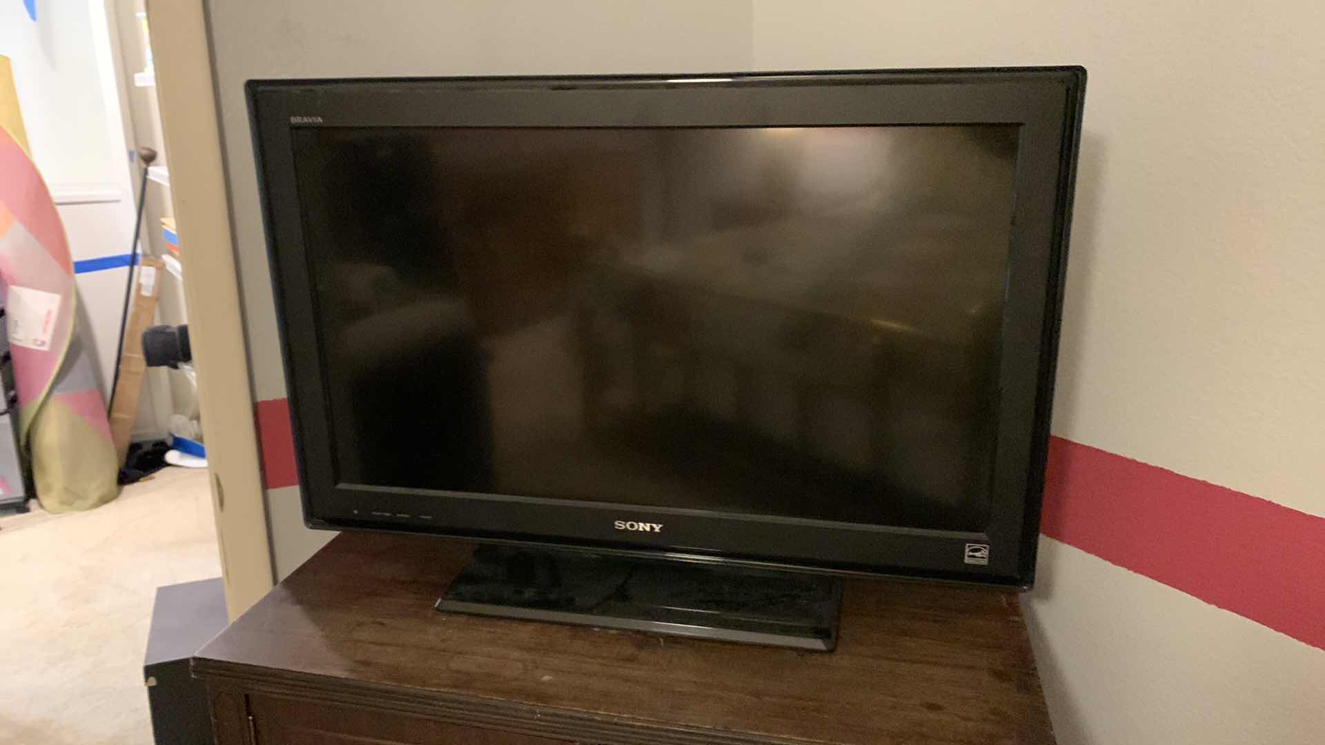 Photo 1 of SONY 42” TELEVISION MODEL KDL-32LL150