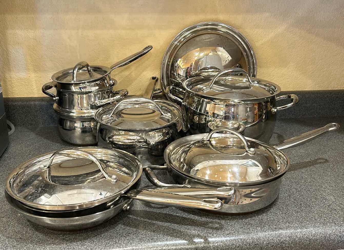 Photo 1 of KIRKLAND SIGNATURE 15 PC COOKWARE