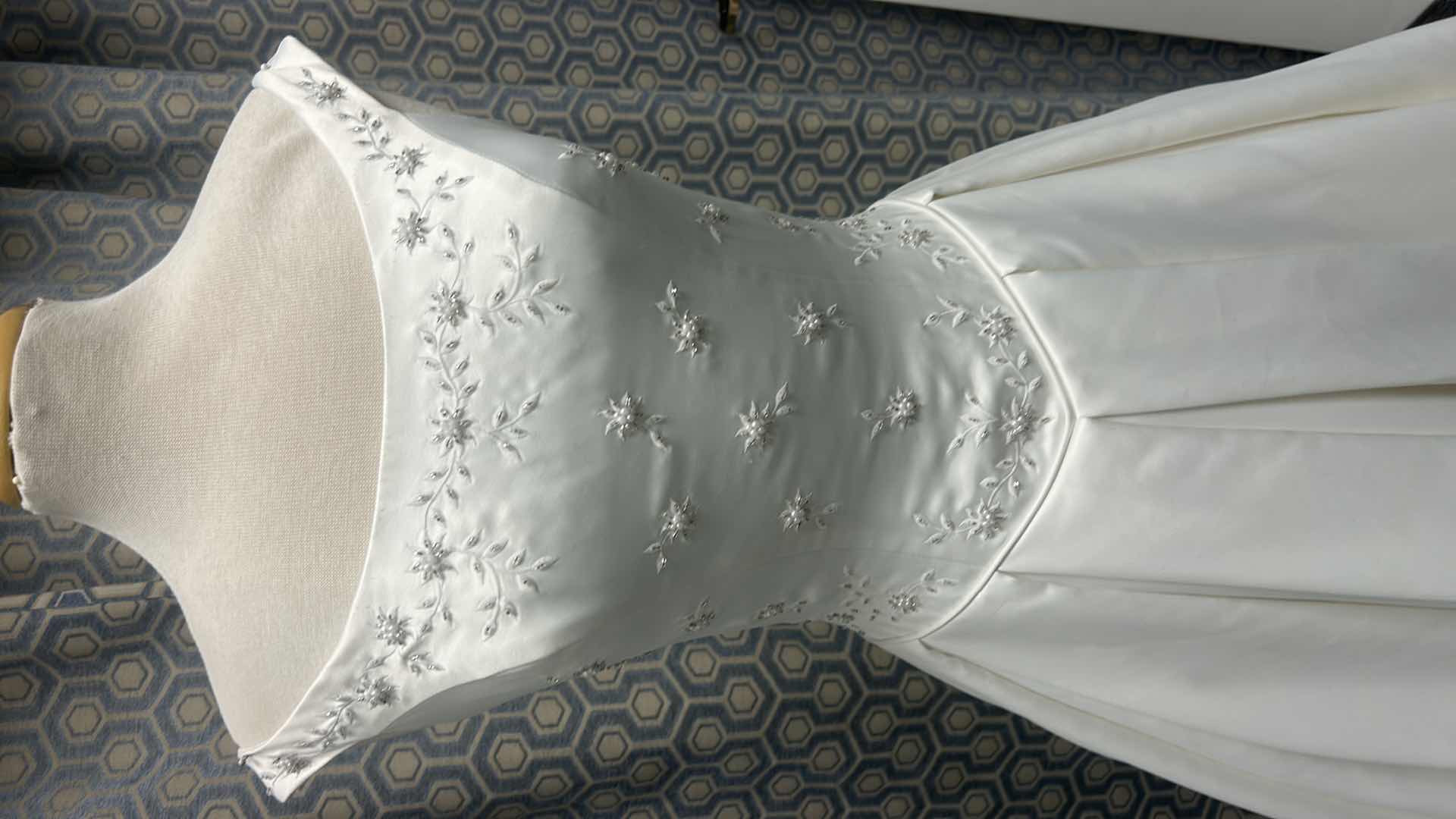 Photo 1 of BRIDAL GOWN “PALOMA BLANCA” FULL SKIRT, OFF SHOULDER, DIAMOND WHITE SIZE 8 