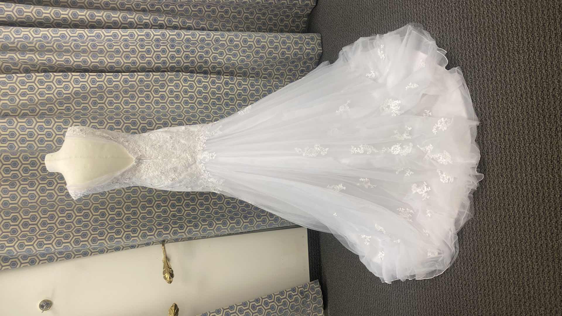 Photo 1 of BRIDAL GOWN “SOPHIA TOLLI” WHITE MERMAID w LACE TULE PEARL & RHINESTONE BEADING SIZE 10