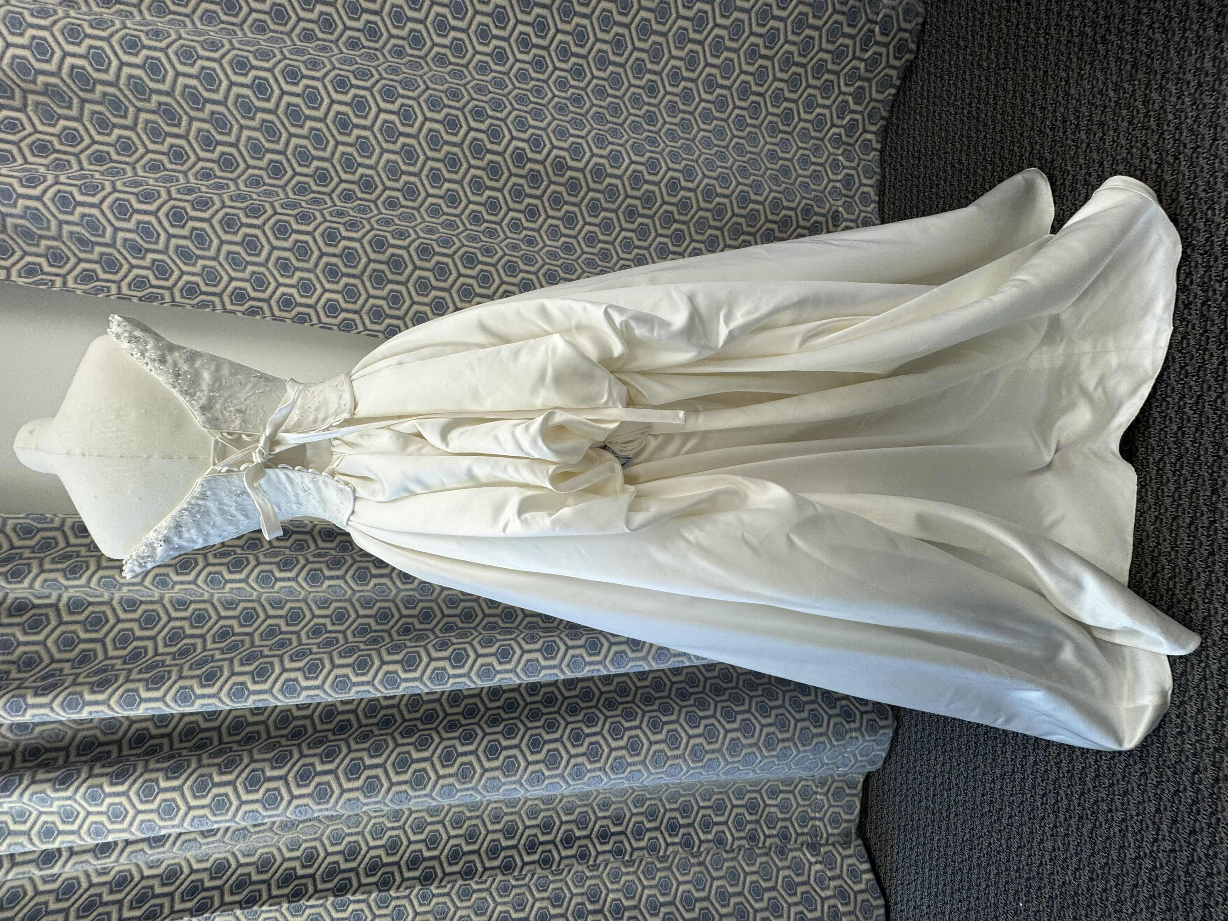 Photo 1 of BRIDAL GOWN MAGGIE SOTTERO TWO PIECE CORSET TOP SATIN AND LACE BEADED CRYSTAL CREAM IVORY SIZE 10