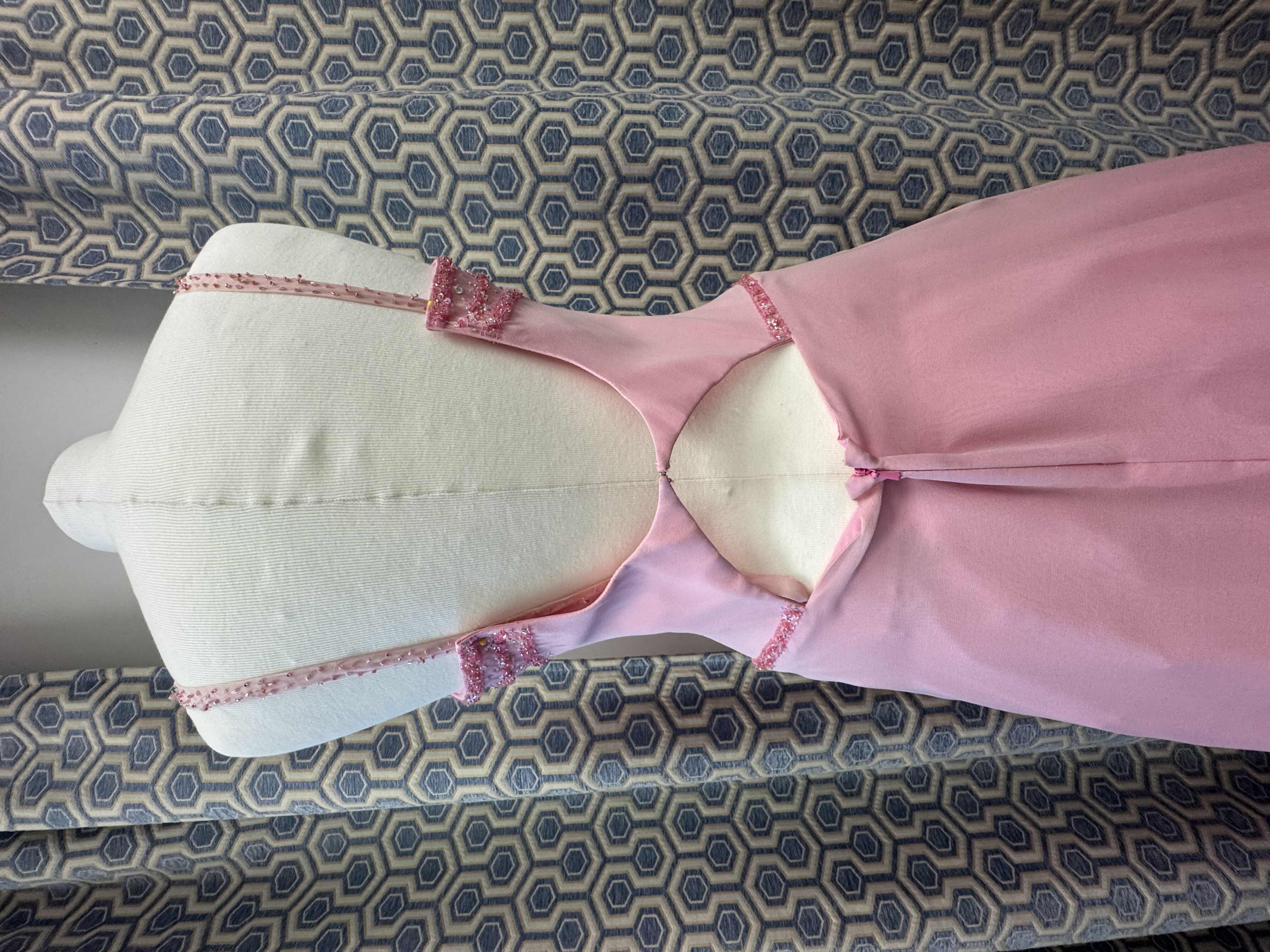 Photo 1 of EVENING GOWN CIRE A DIVISION OF LANDA LITE PINK SIZE 8