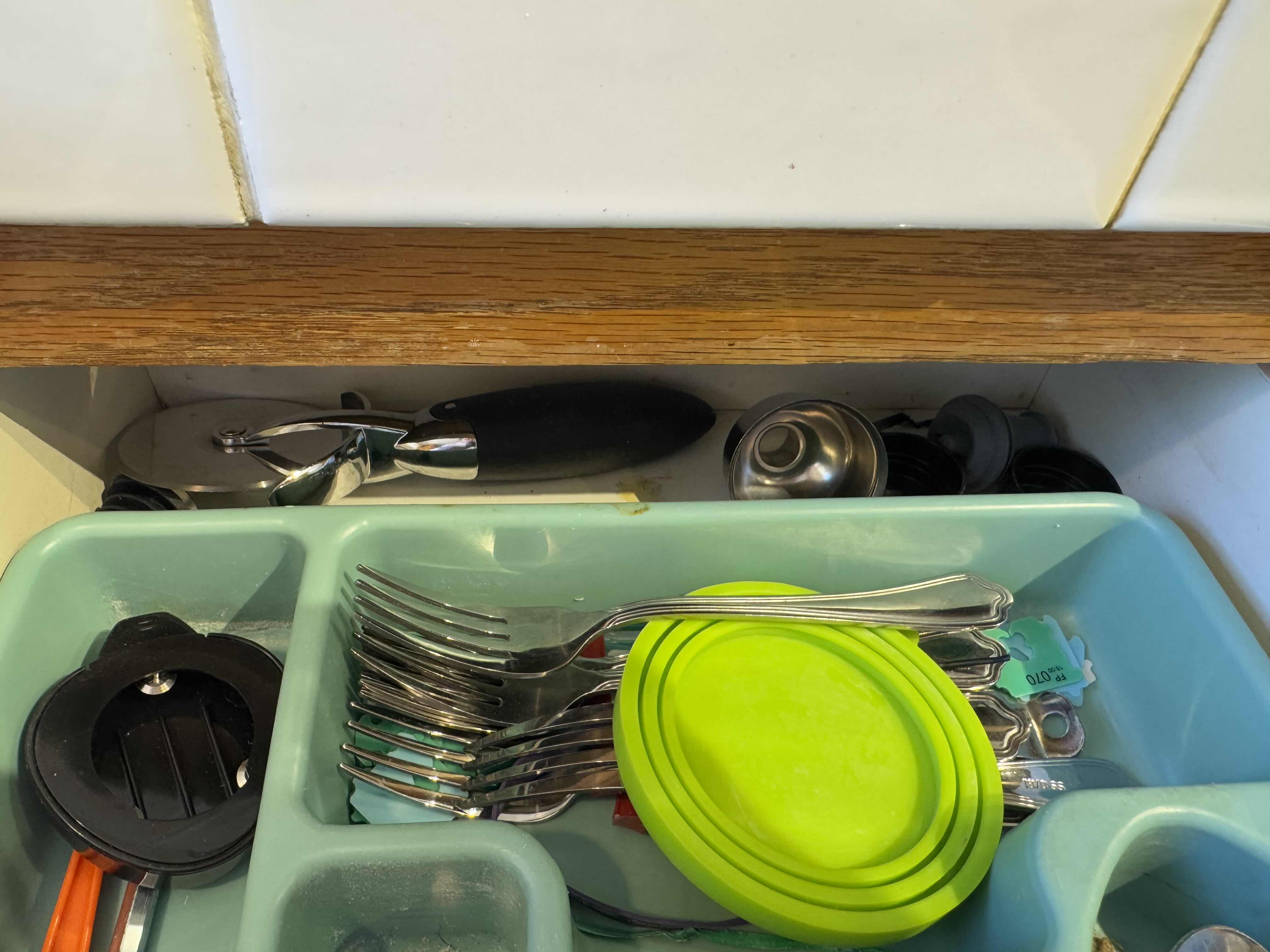 Photo 1 of CONTENTS OF KITCHEN DRAWER. ASSORTED FLATWARE, AND UNTENSILS.