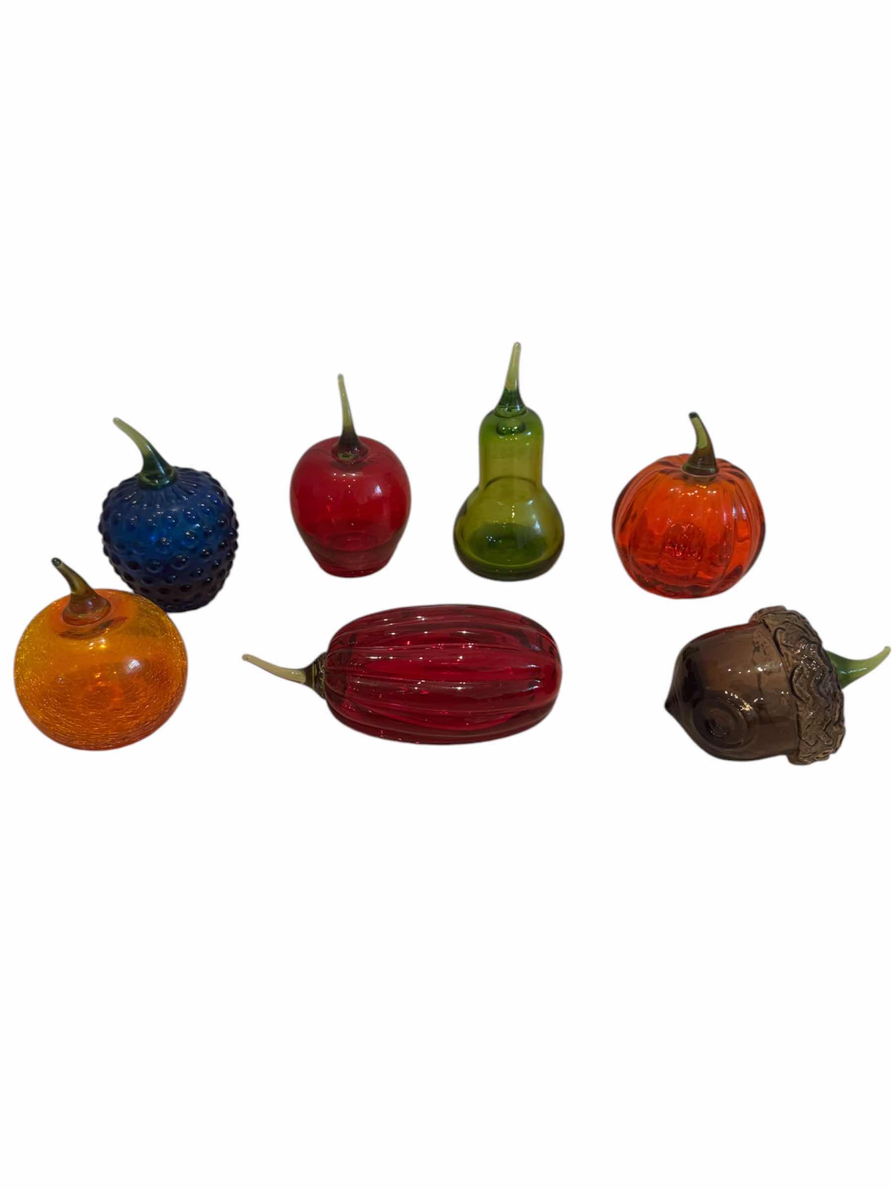 Photo 1 of VINTAGE GLASS FRUIT BOWL, HANDBLOWN GLASS, ARTWORK

10” X H8”