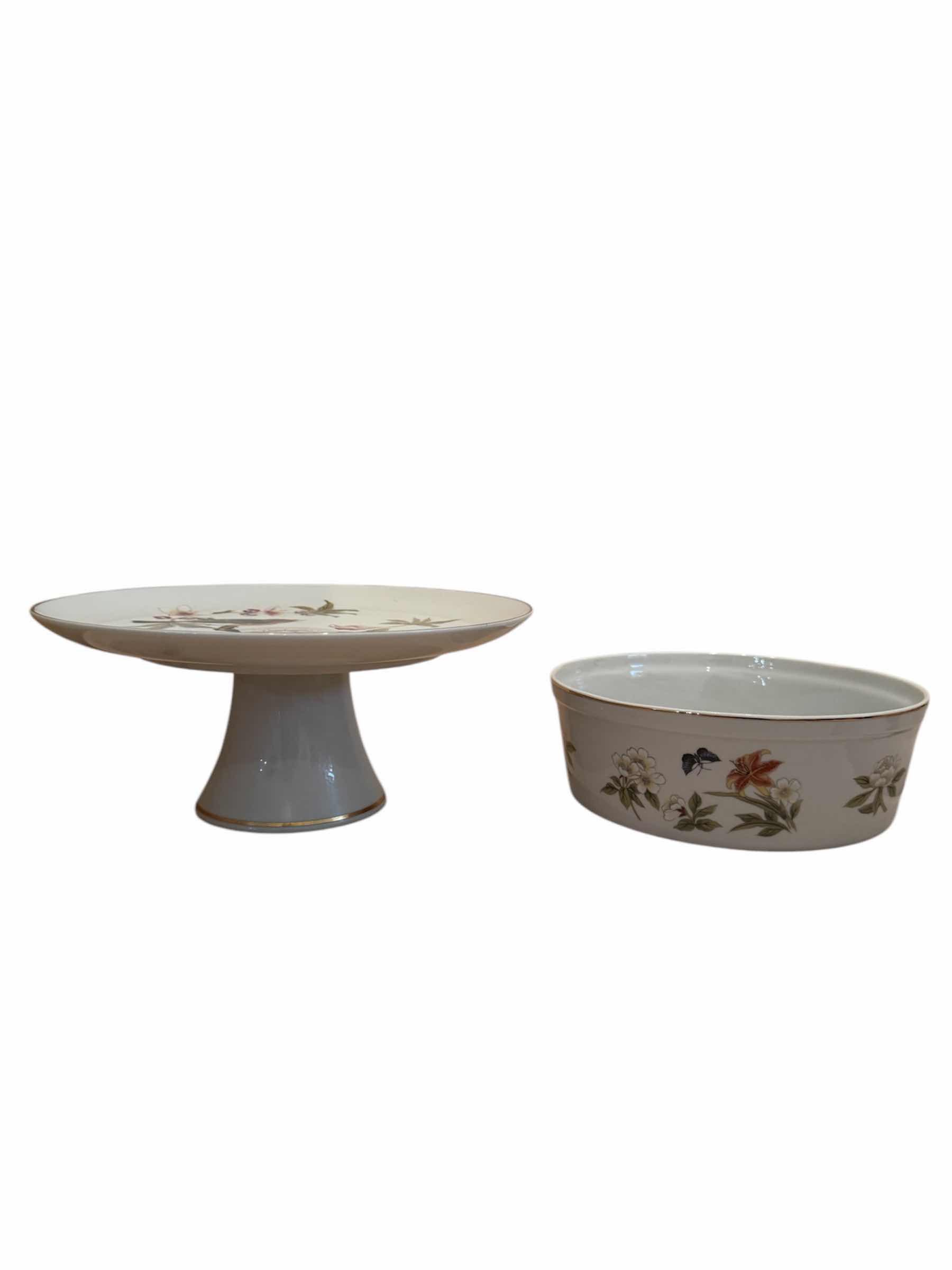 Photo 1 of VINTAGE SHAFFORD CHINESE GARDEN CAKE STAND AND SERVING BOWL, FINE CHINA 

BOWL
8.25” X H3”

CAKE STAND
10” X H4.5”