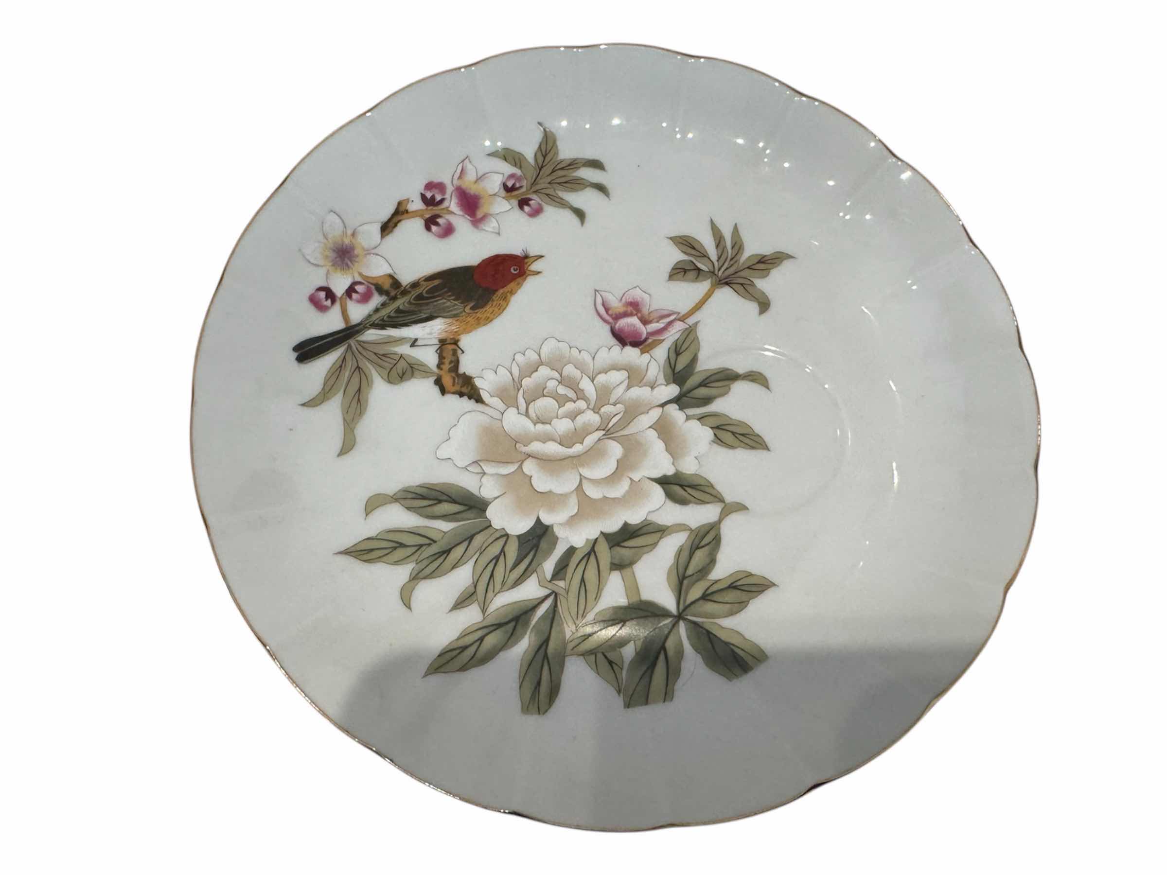 Photo 1 of VINTAGE SHAFFORD CHINESE LUNCHEON PLATE AND CUPS SET, FINE CHINA, 15 PIECES

PLATES D8.25”

CUPS
D3.5” X H3”