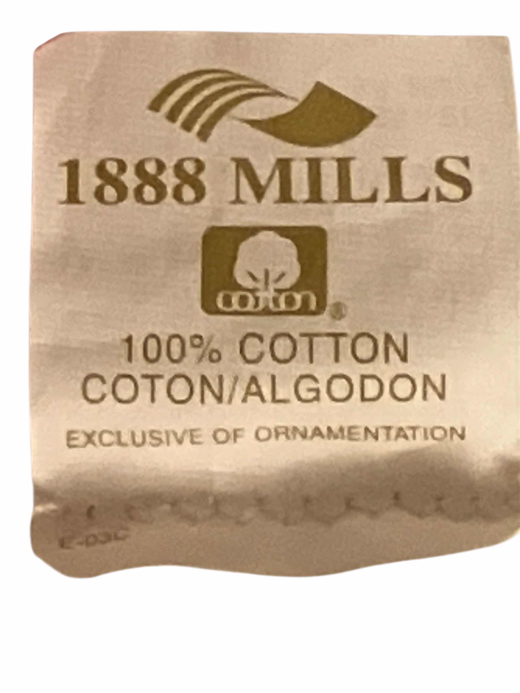 Photo 1 of DECOR BATH TOWELS AND HAND TOWELS 1888 MILLS AND COLORMATE BRANDS