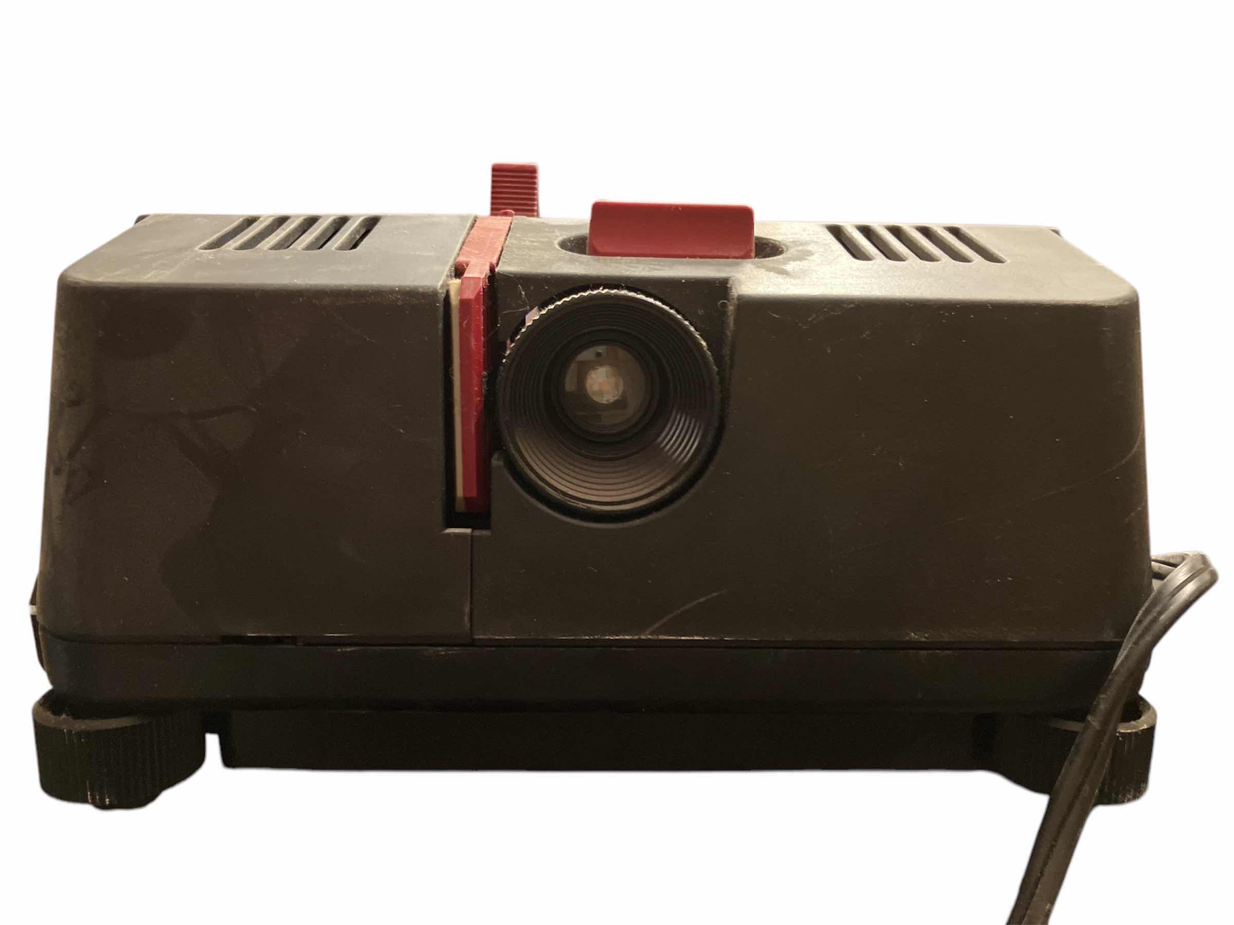 Photo 1 of HAHNEL DB-500 UNIVERSAL SLIDE PROJECTOR 35 SLIDE PROJECTOR
