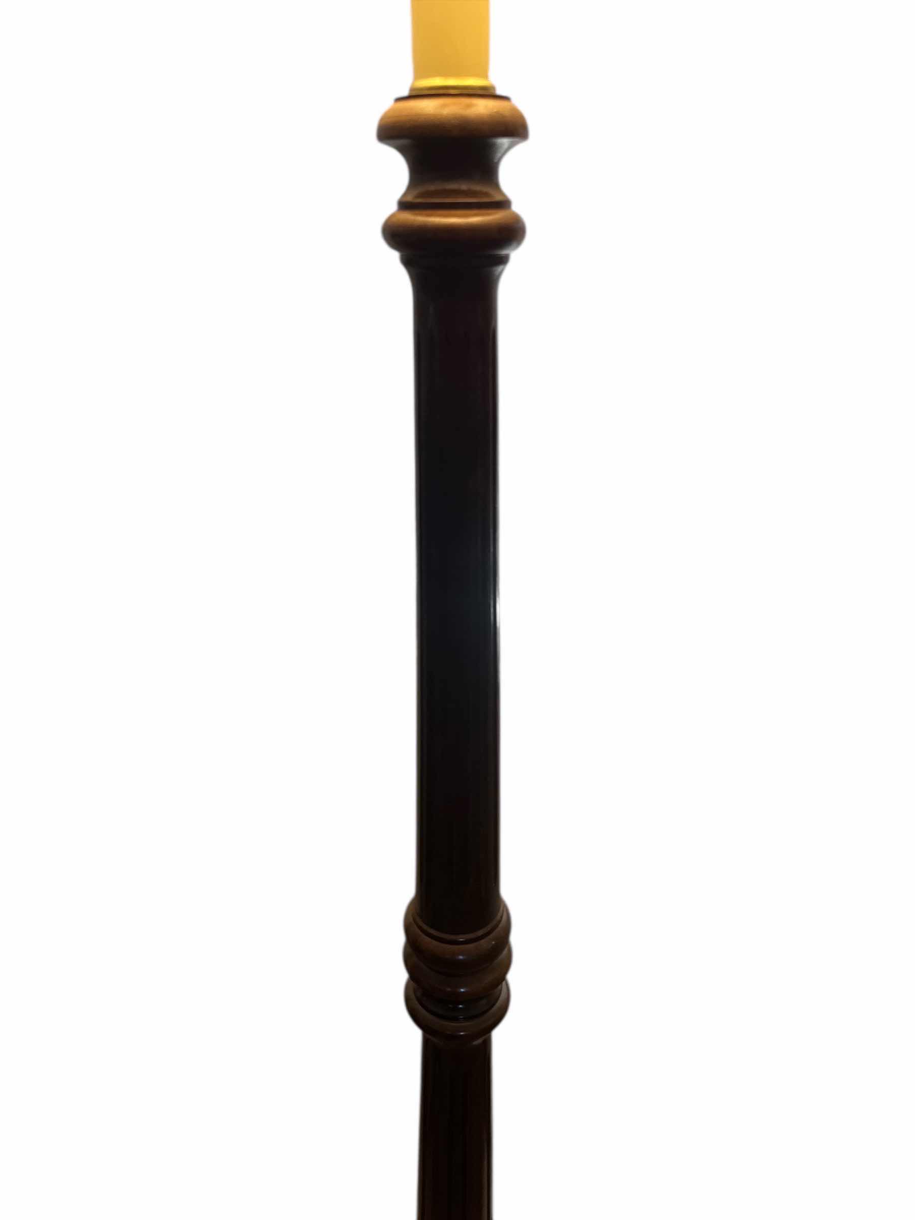 Photo 1 of 56” LAMP