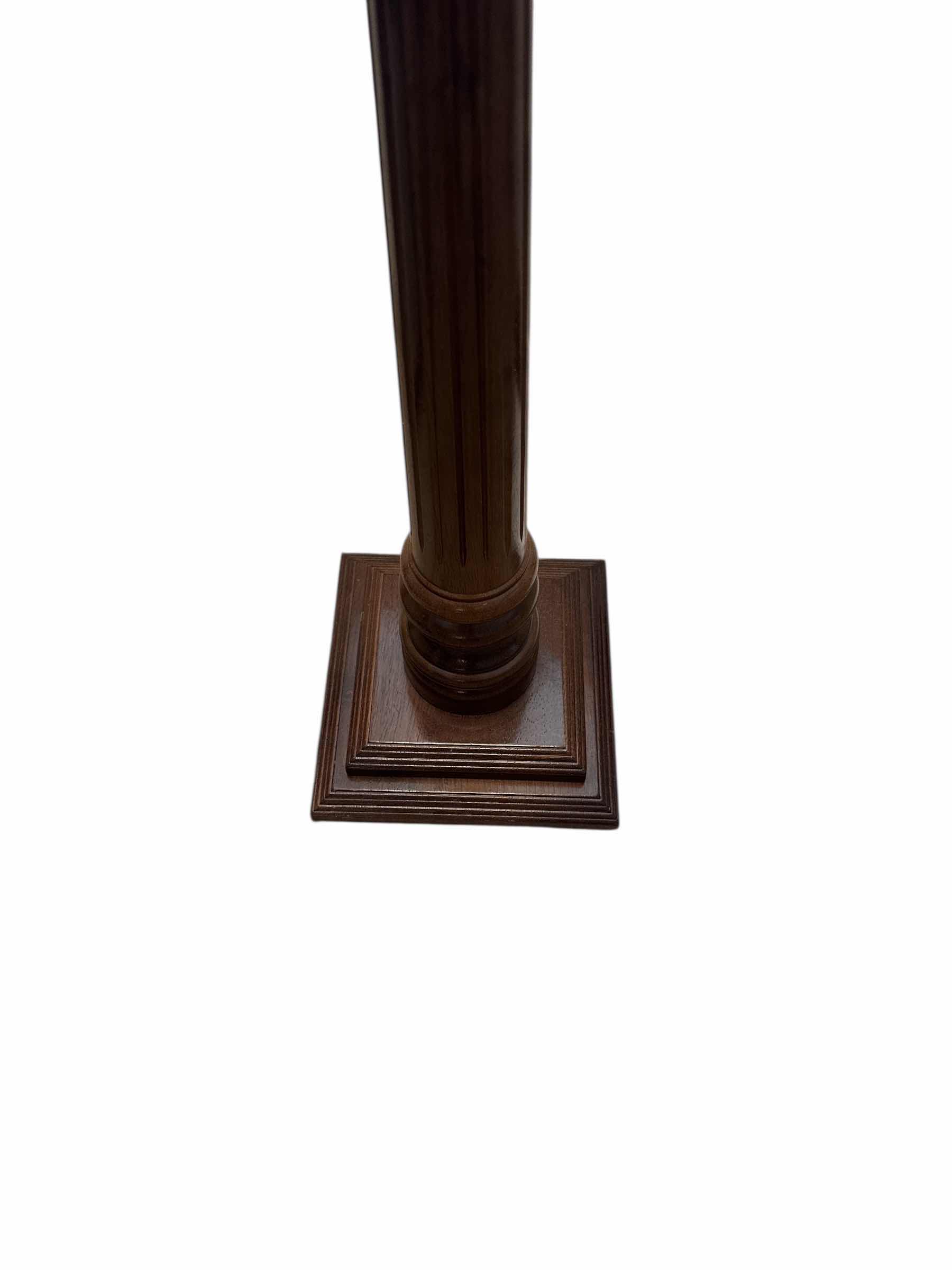 Photo 1 of 56” LAMP