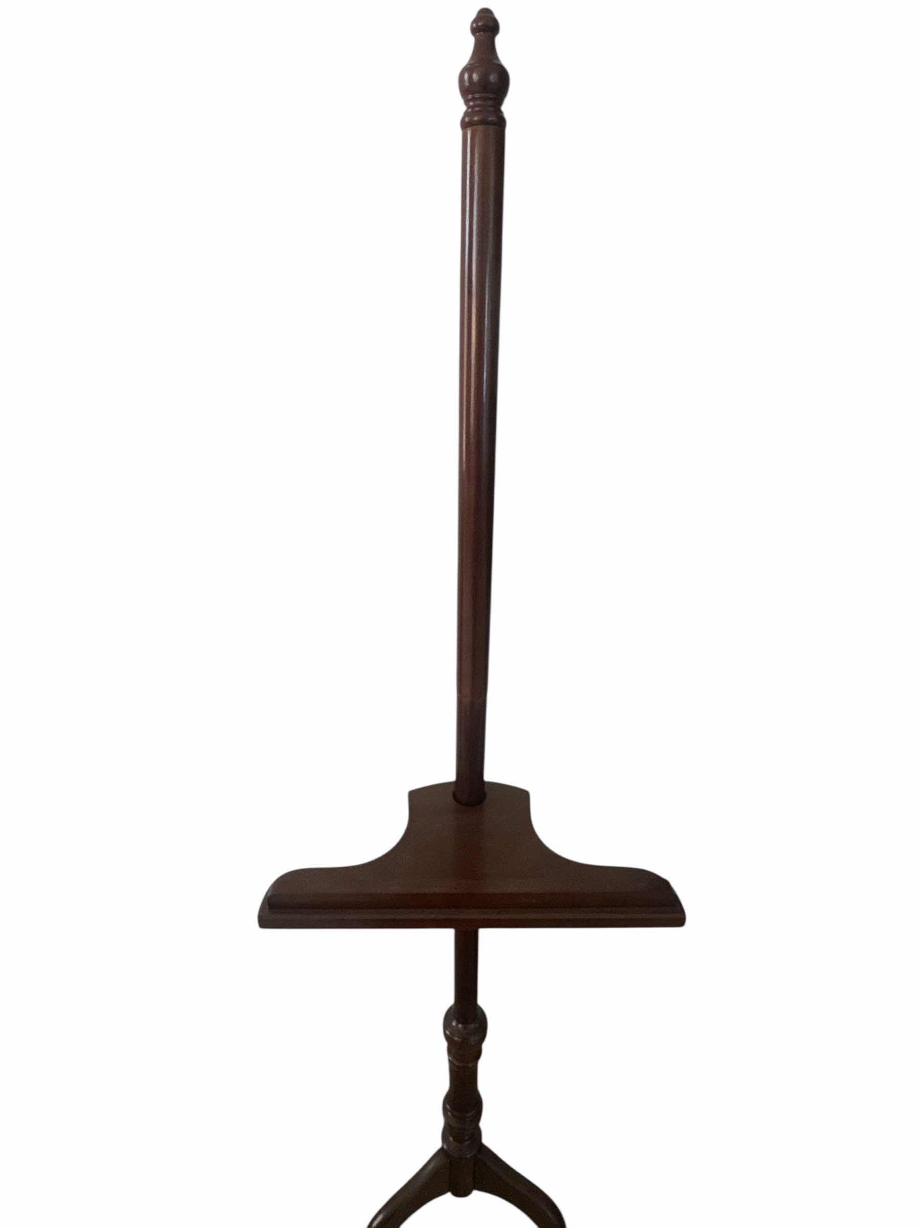 Photo 1 of CHERRY STAINED PADDINGTON EASAL H59”