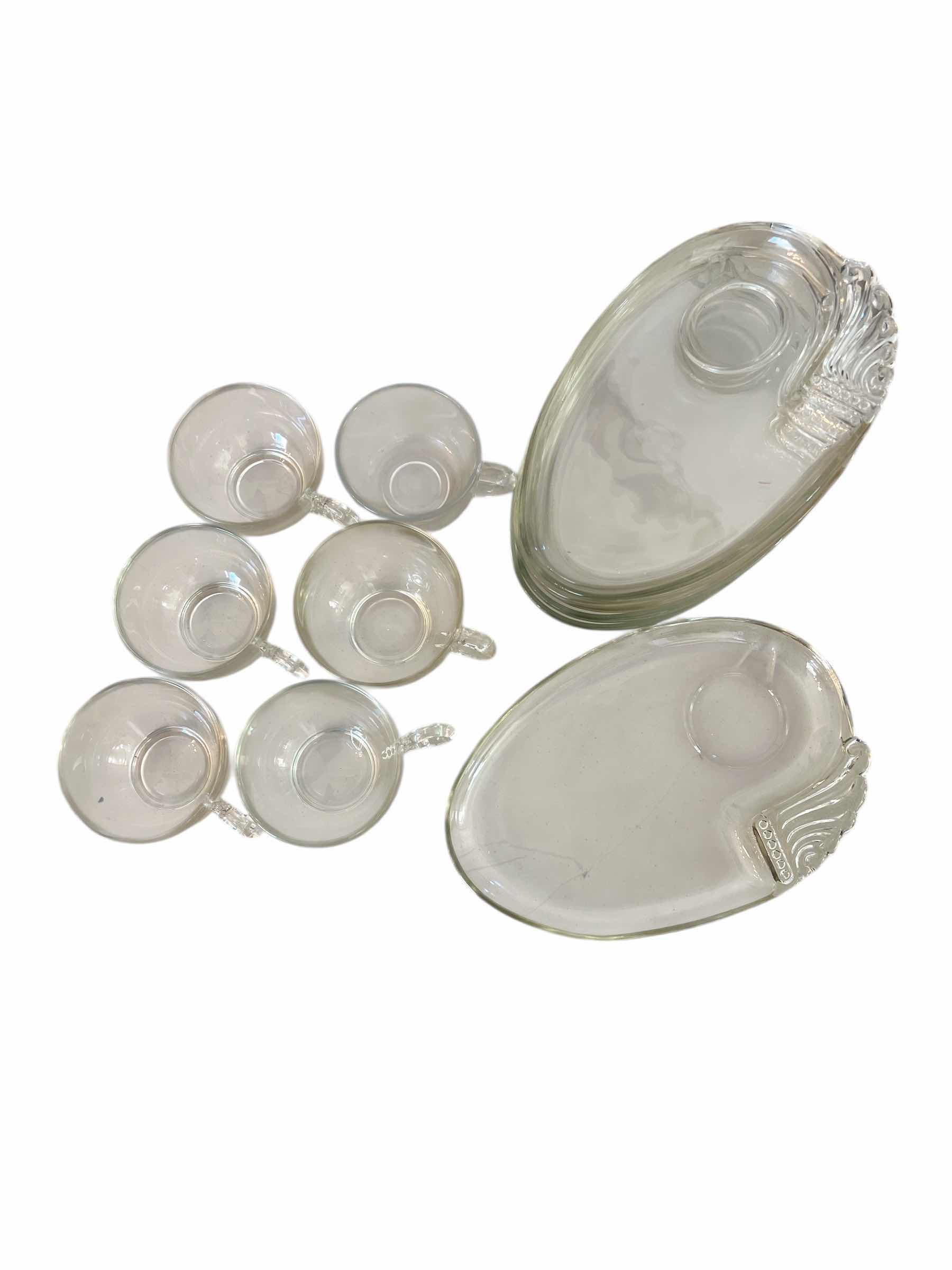 Photo 1 of 6 SETS VINTAGE SNACK/LUNCHEON PLATES WITH CUP