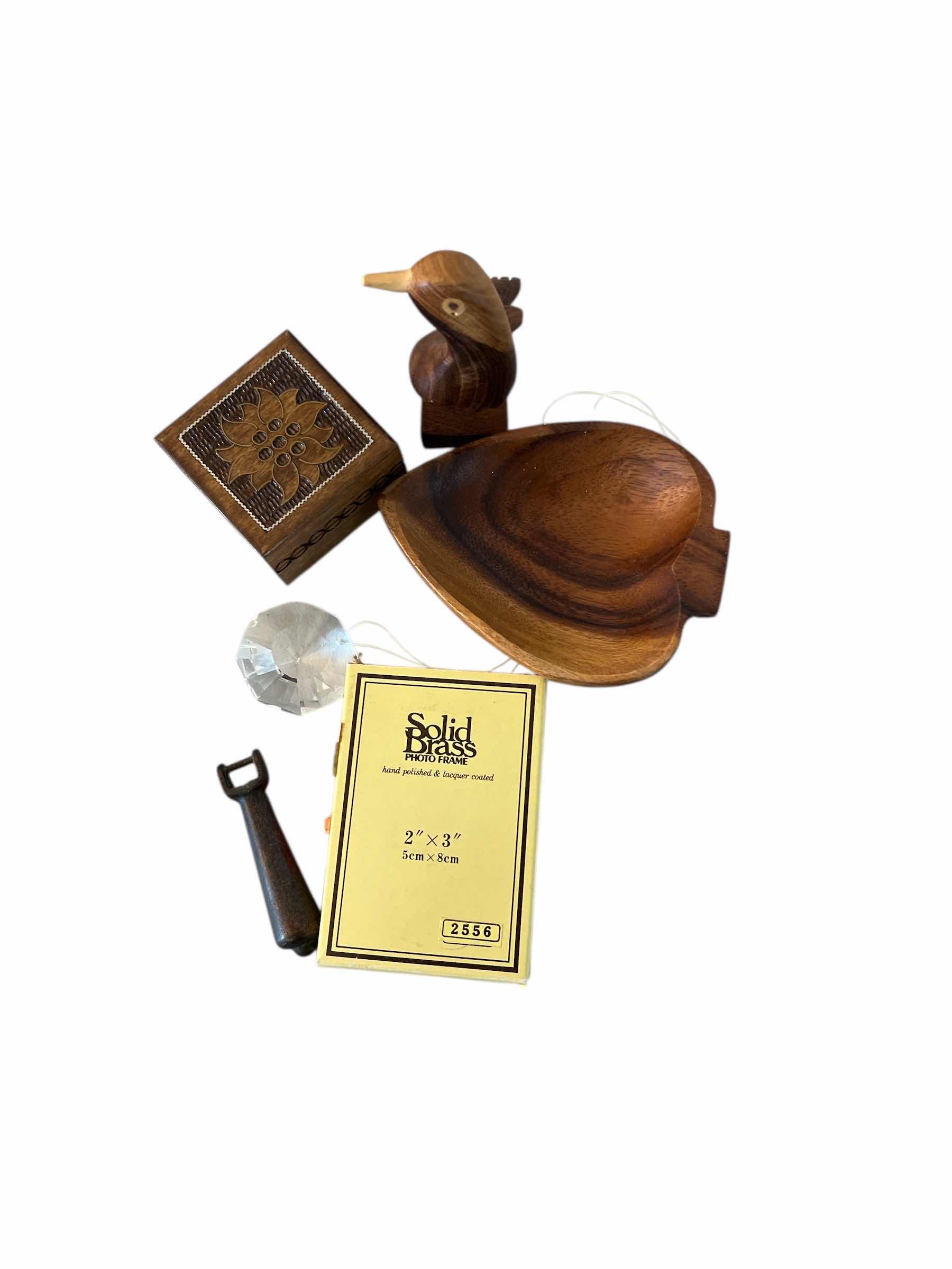 Photo 1 of LOT - WOODEN BIRD FIGURE, SMALL WOODEN BOWL KOA WOOD ,WOODEN TRINKET BOX AND MORE