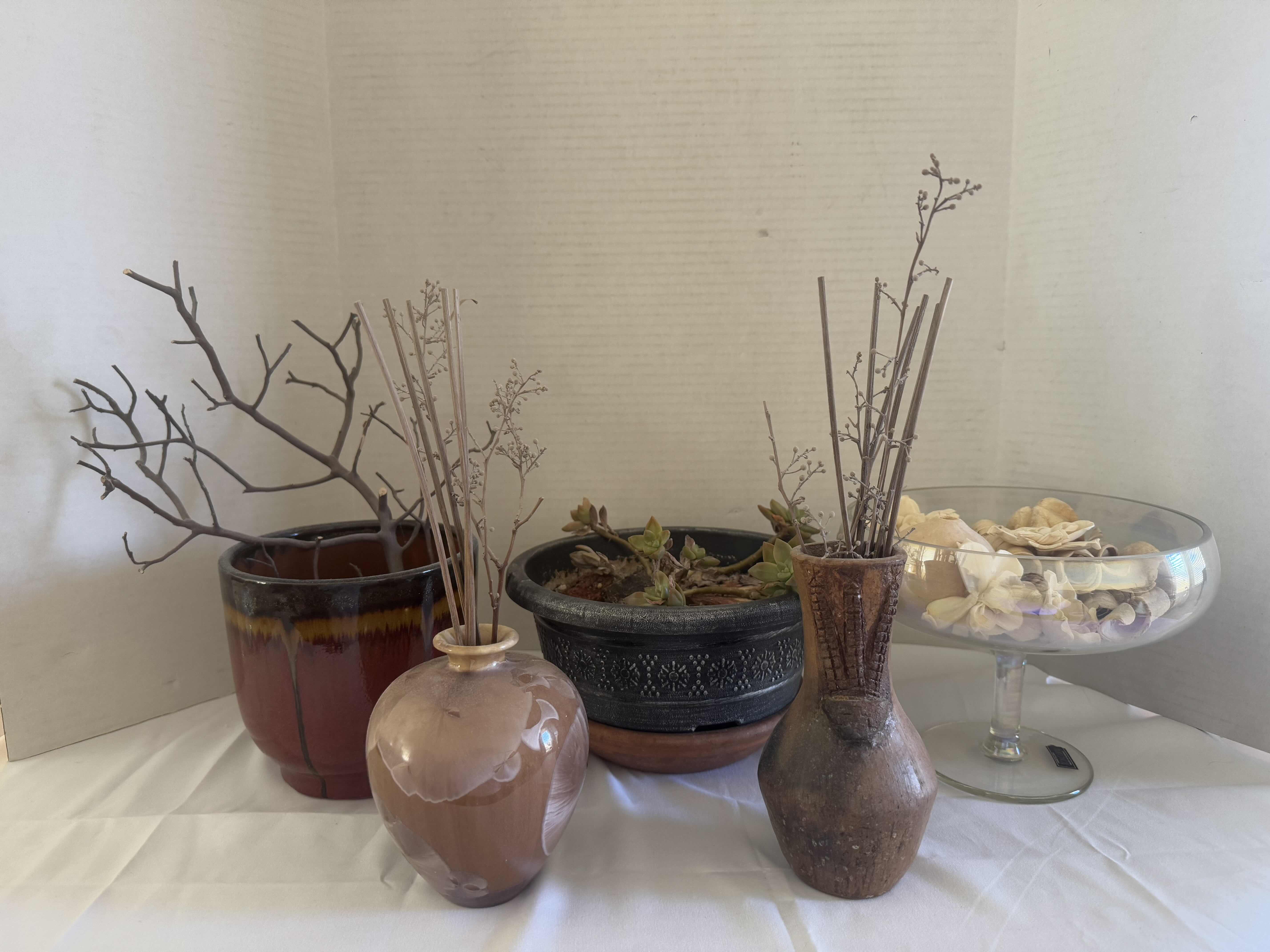 Photo 1 of 5 VASES IN CERAMIC AND GLASS