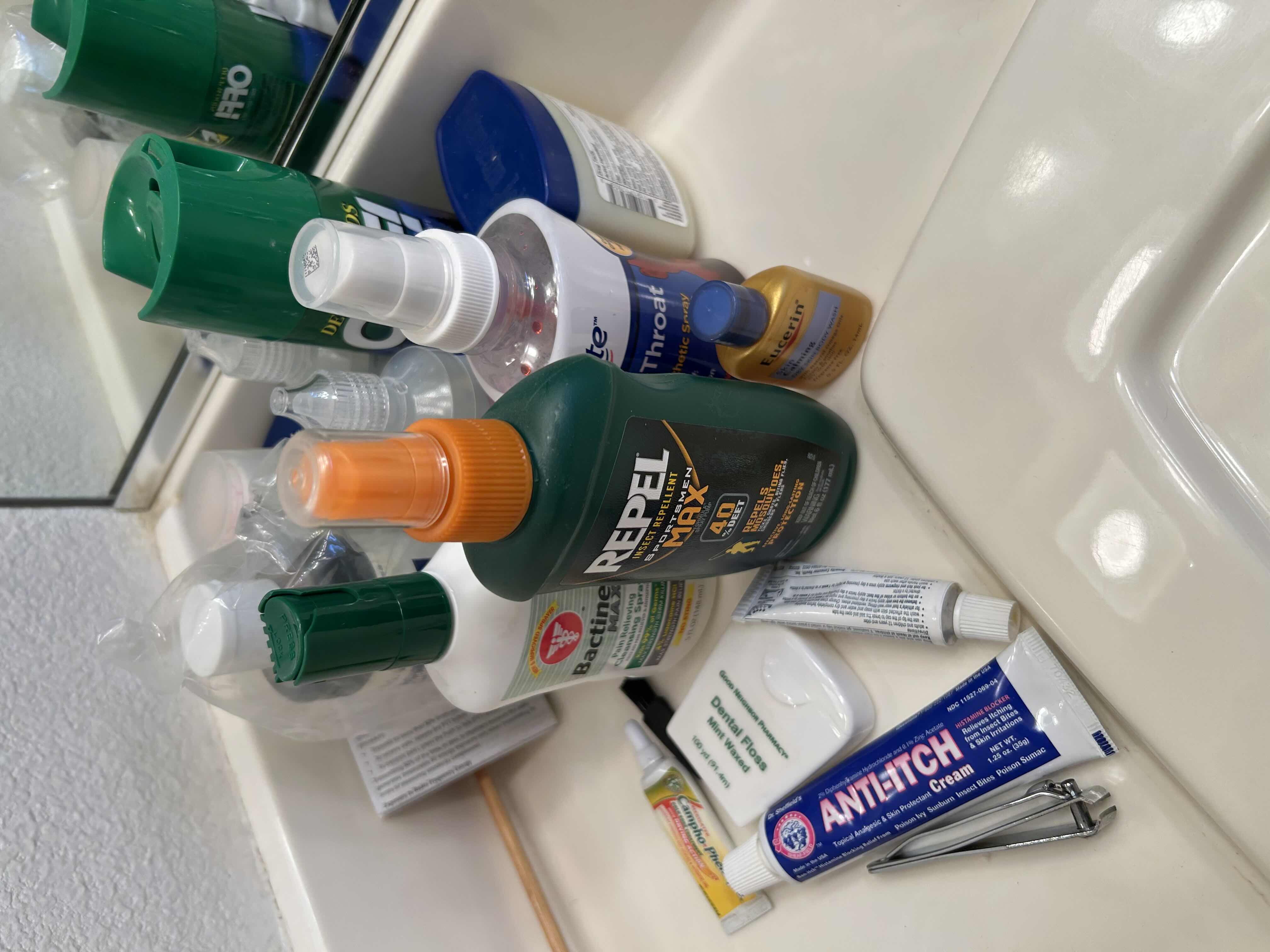 Photo 1 of BATHROOM SUNDRIES