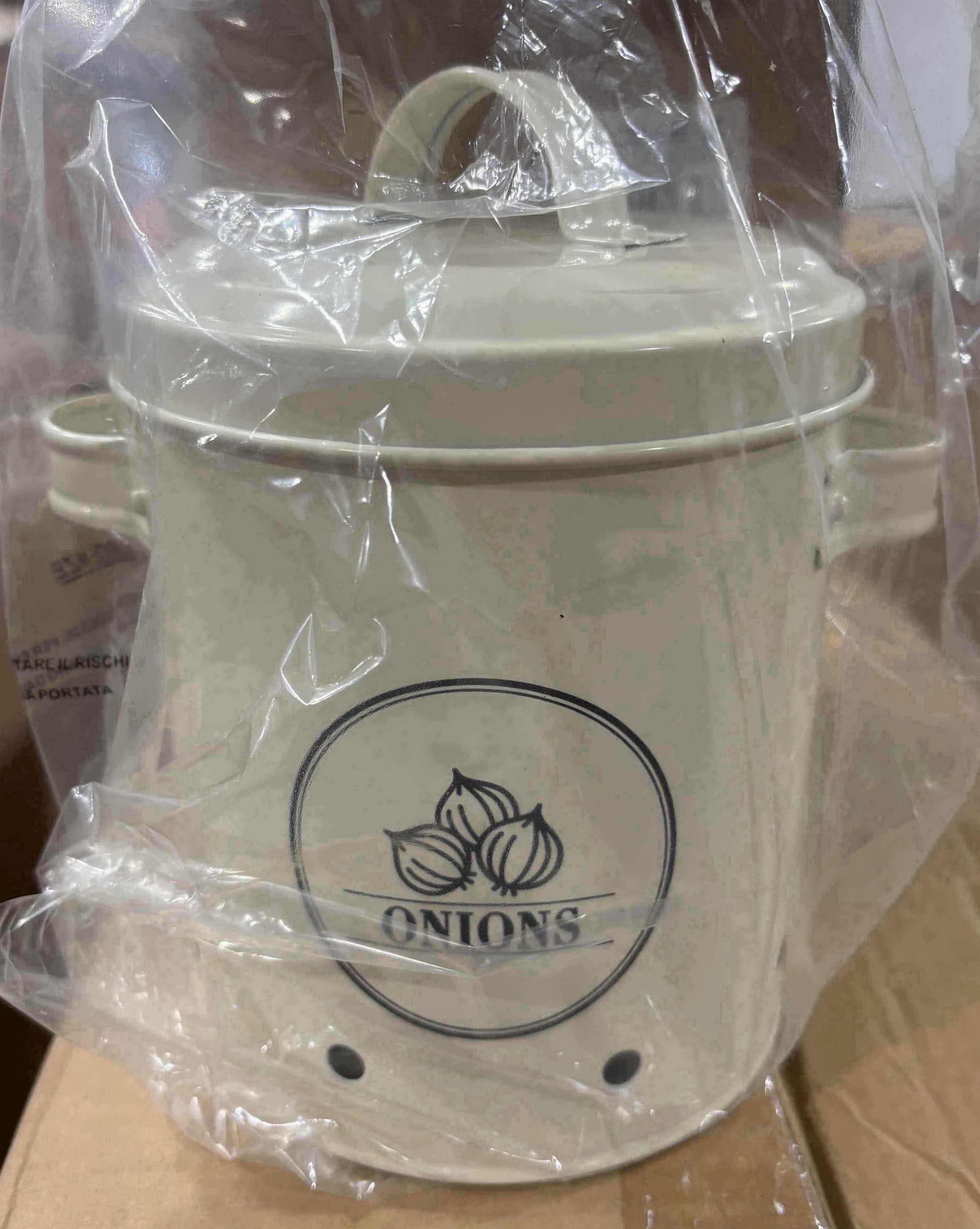 Photo 7 of NEW 2-PACK HOME-X GARLIC/ONION STORAGE CANISTER SET OF 2, SOFT WHITE (2 BOXES OF CANISTER SETS OF 2)