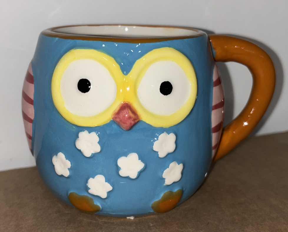 Photo 1 of NEW CASE OF HOME-X HOOTIE CUTIE COLORFUL CERAMIC OWL MUG (CASE OF 24)