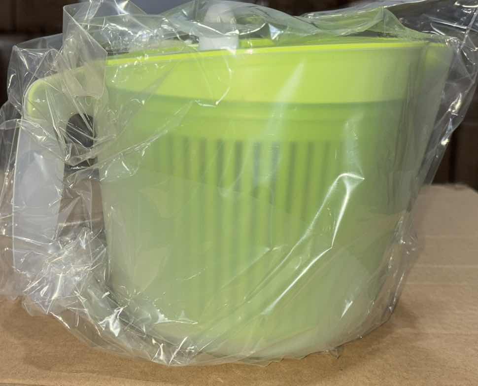 Photo 5 of NEW CASE OF HOME-X SALAD SPINNERS W POURING SPOUT & REMOVABLE SPINNING BASKET (CASE OF 9 PCS)