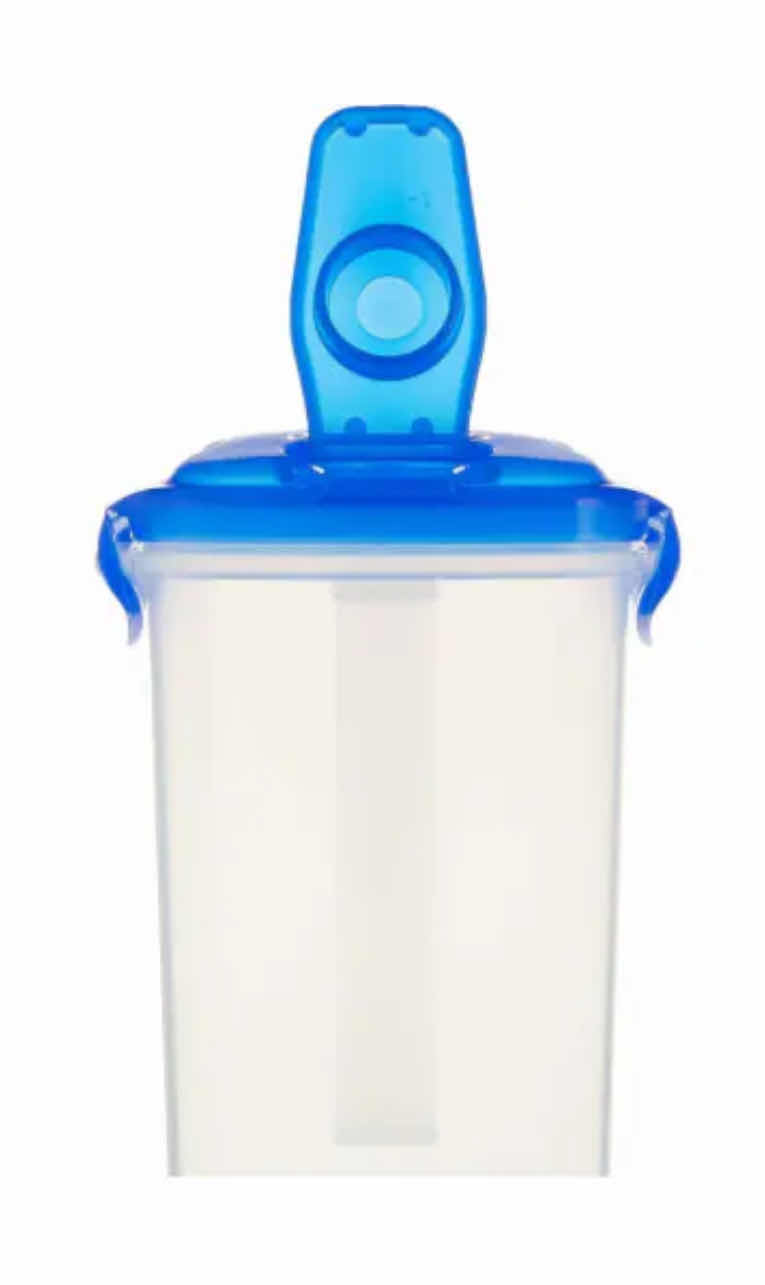 Photo 2 of NEW CASE OF HOME X REFRIGERATOR DOOR PITCHER W LID 2L/2.1QT (24PCS PER CASE)