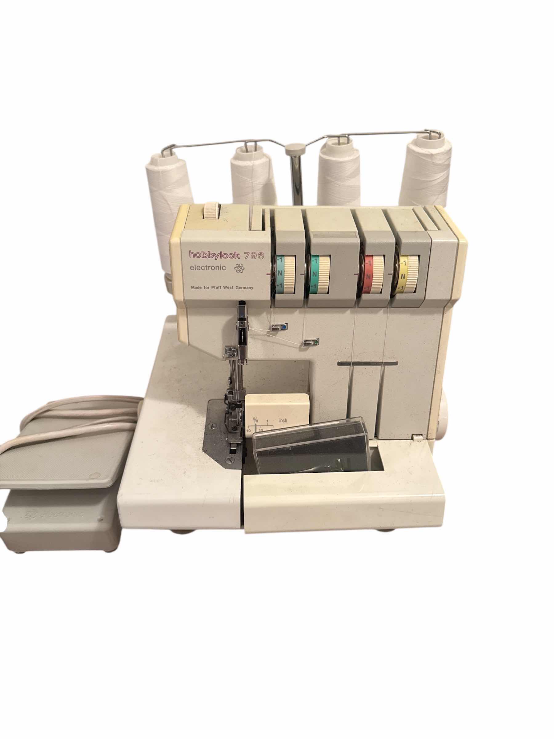 Photo 1 of 150 
HOBBYLOCK 796 SERGER (PFAFF)