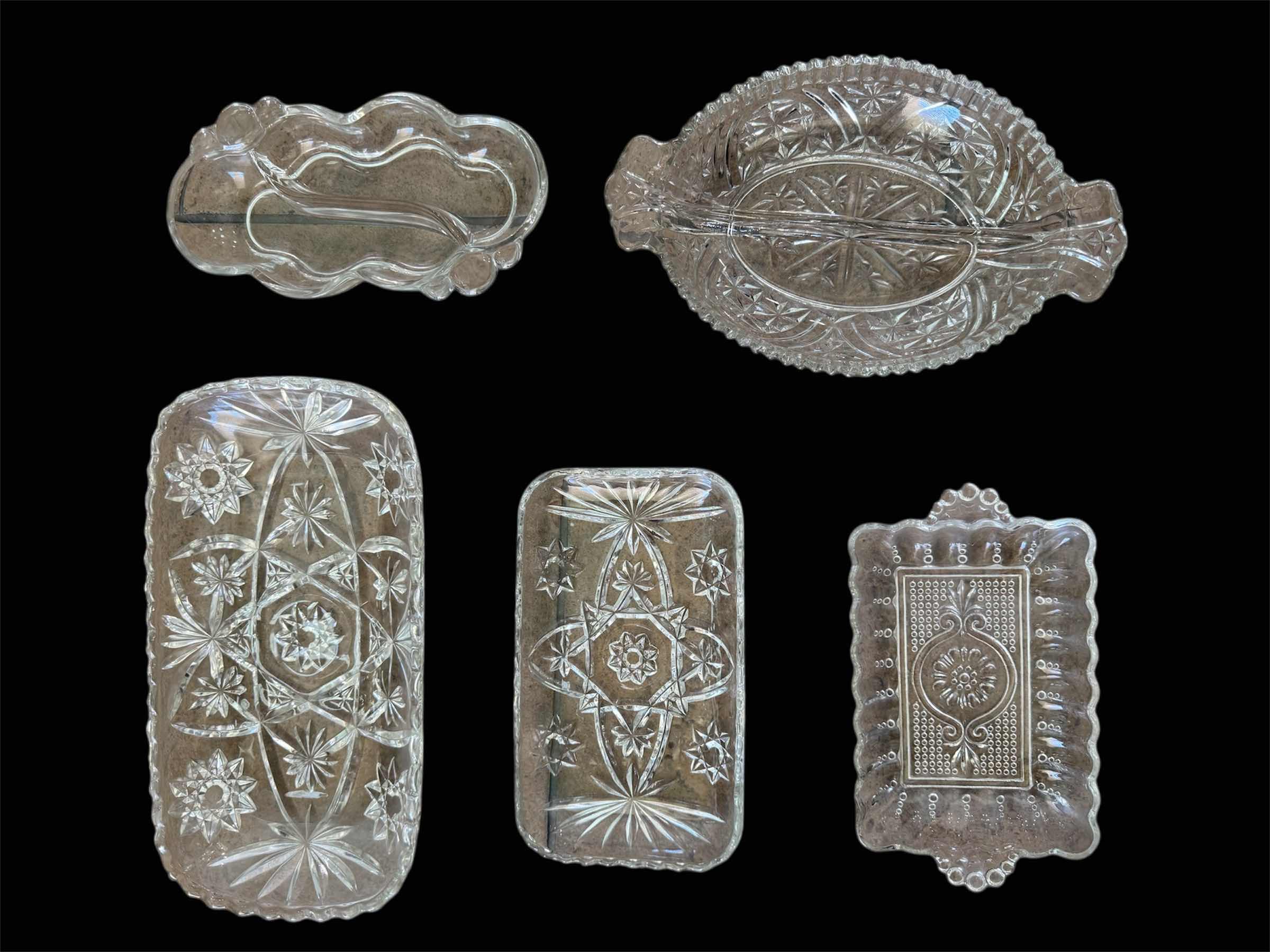 Photo 1 of 145
VINTAGE ASSORTED CRYSTAL PIECES, SERVING PLATTERS, COASTERS, DESSERT GLASSES, CLEAR

LARGE SERVING BOWL
12” X 6.5” X H2”