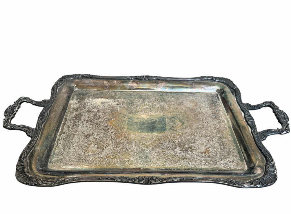 Photo 1 of 150
VINTAGE ANTIQUE WM ROGERS 291 SERVING TRAY SILVER PLATTER.
27” X 15.5” X H1.75”