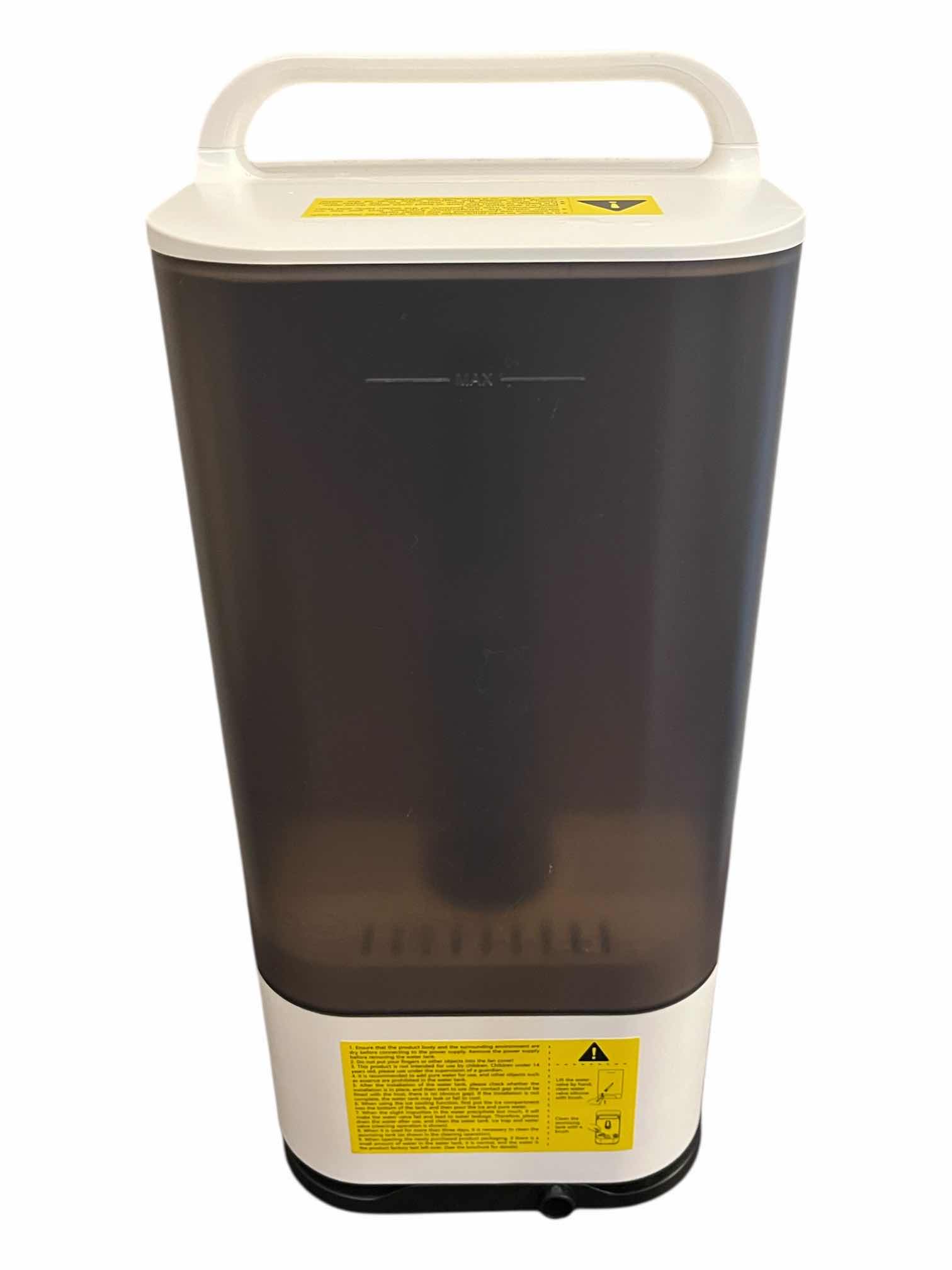 Photo 1 of XAMATTS TABLE TOP OSCILLATING COOLING FAN YH-F01