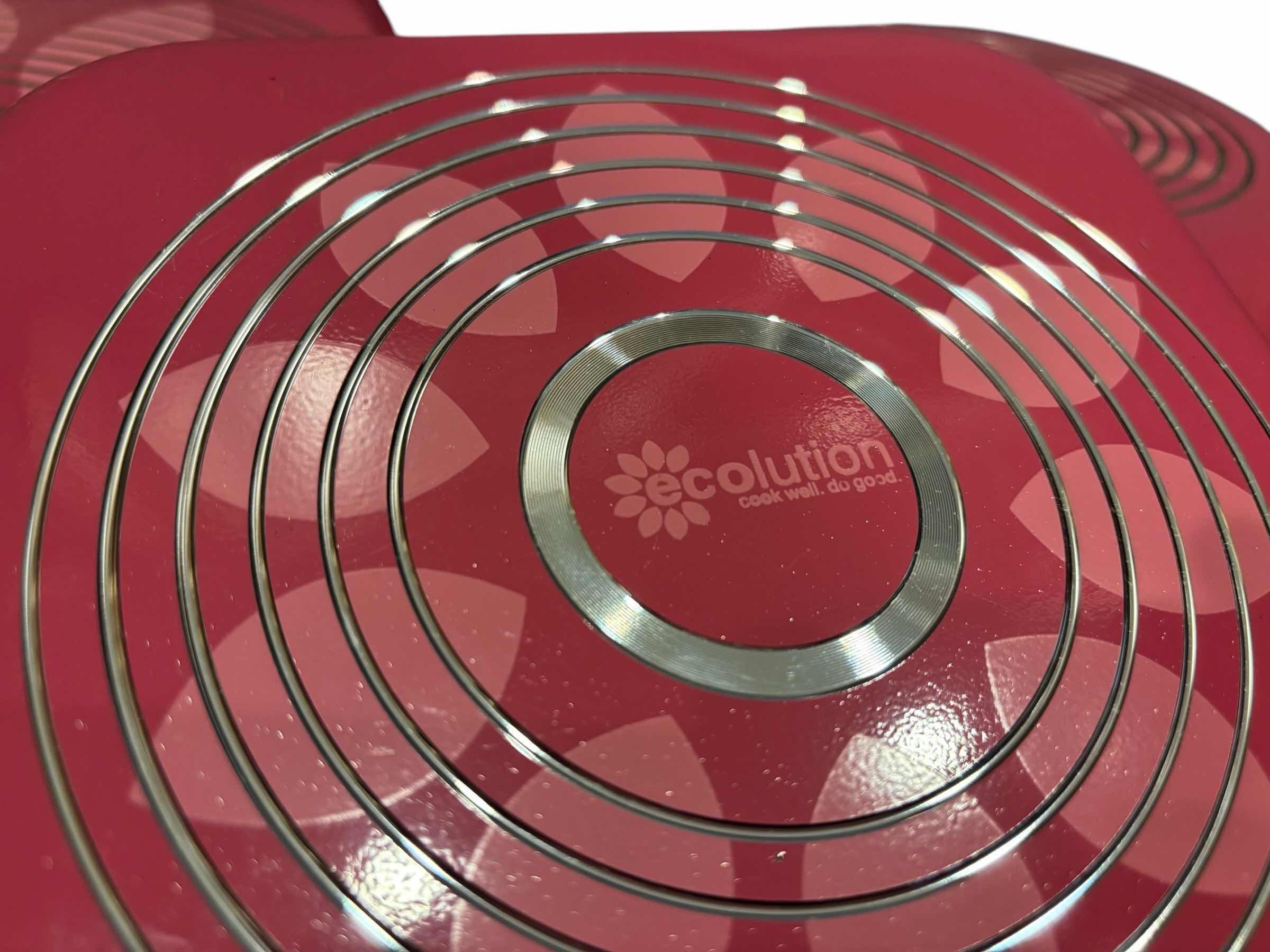 Photo 1 of ARTISTRY ECOLUTION 3 PC NON-STICK SKILLET SET, PINK (READ NOTES) $90