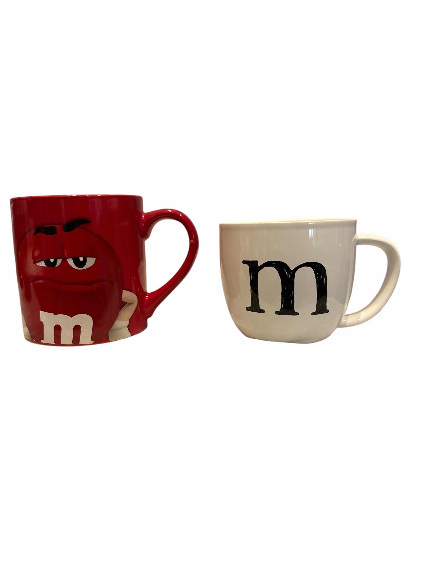 Photo 1 of HERSEY AND M&M MUGS (3)