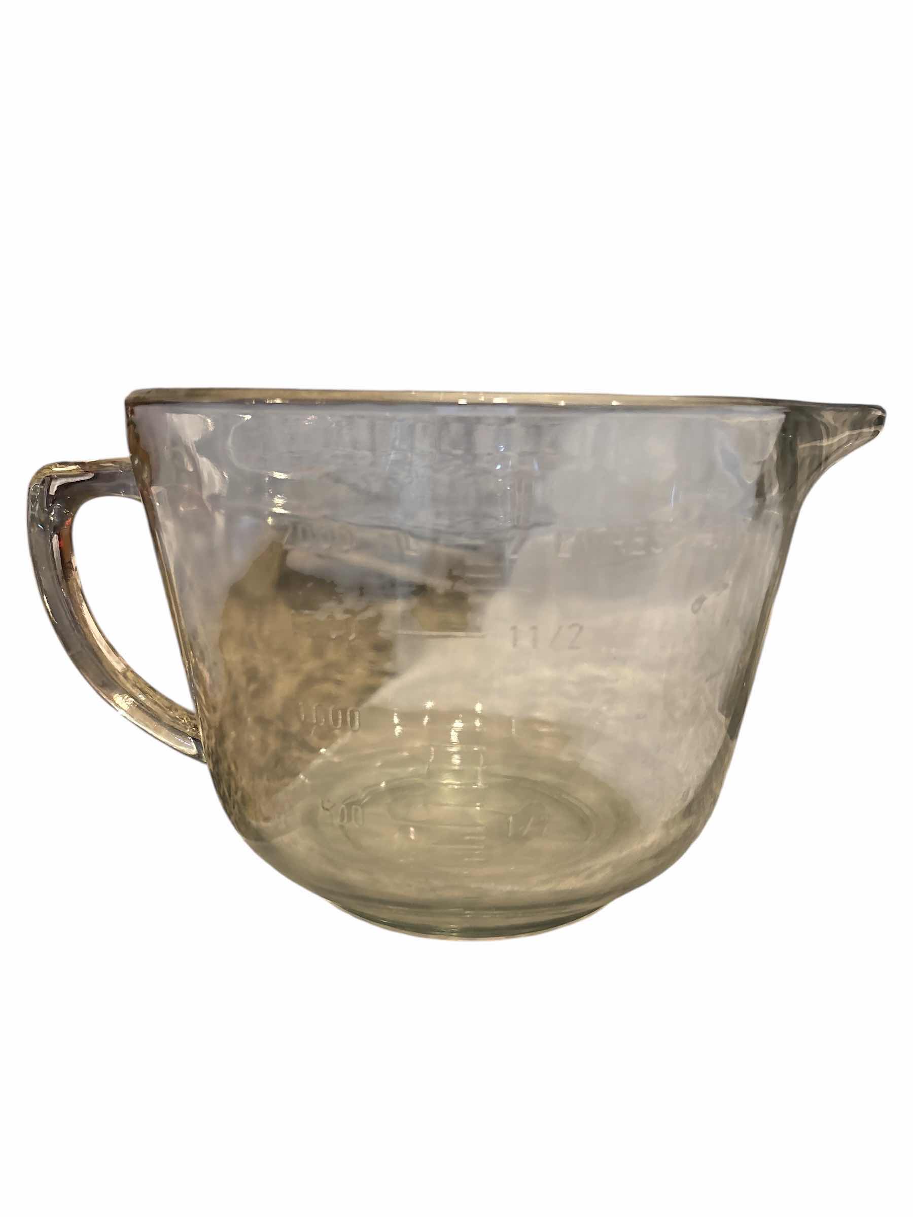 Photo 1 of GLASS MEASURING KITCHEN TOOLS (7)